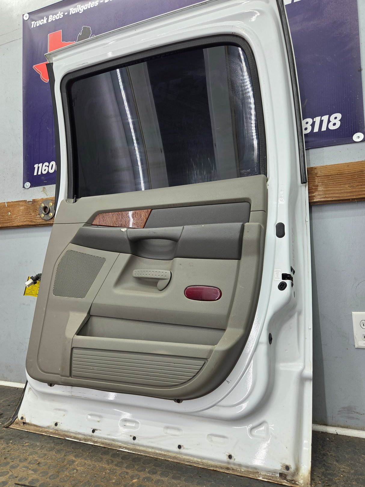2003-2008 Dodge Ram 3rd Gen RH Passenger Side Rear MEGA Cab Door 1500 2500 3500 4500 5500