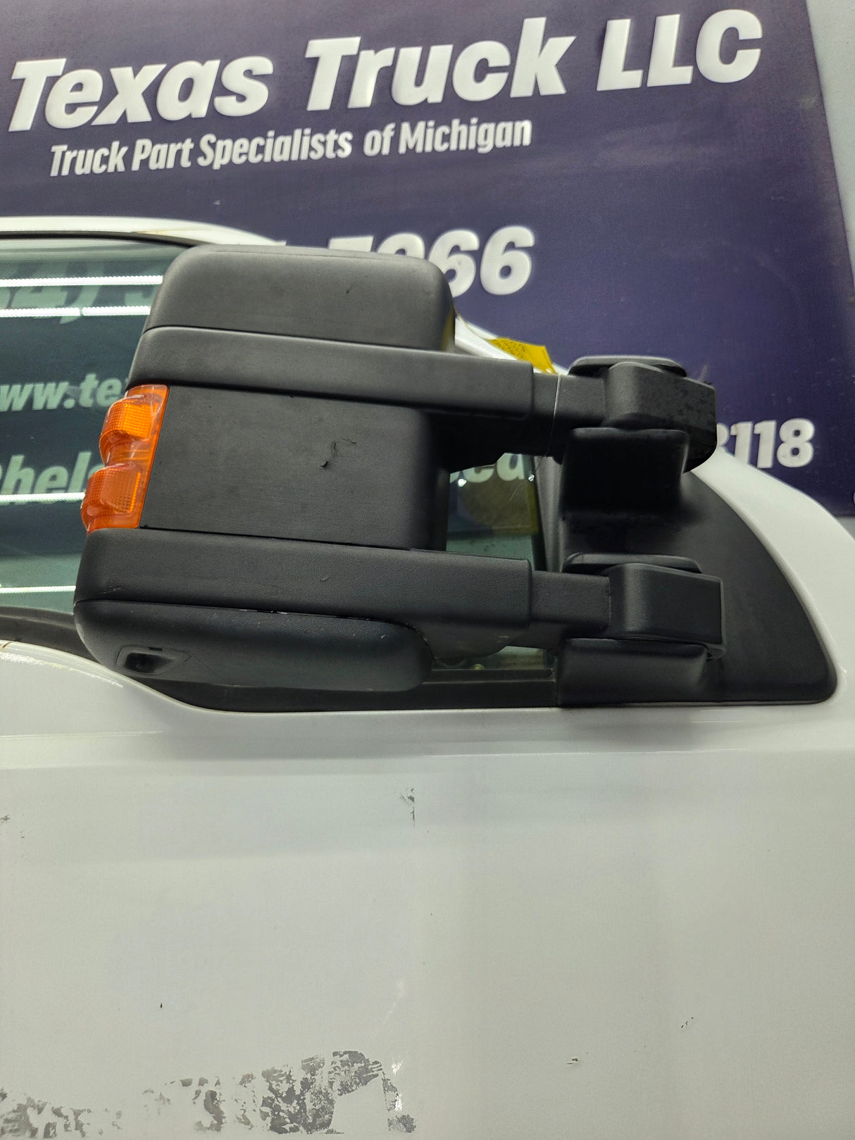 2012-2016 Ford Super Duty RH Passenger Side Front Door F250 F350 F450 F550