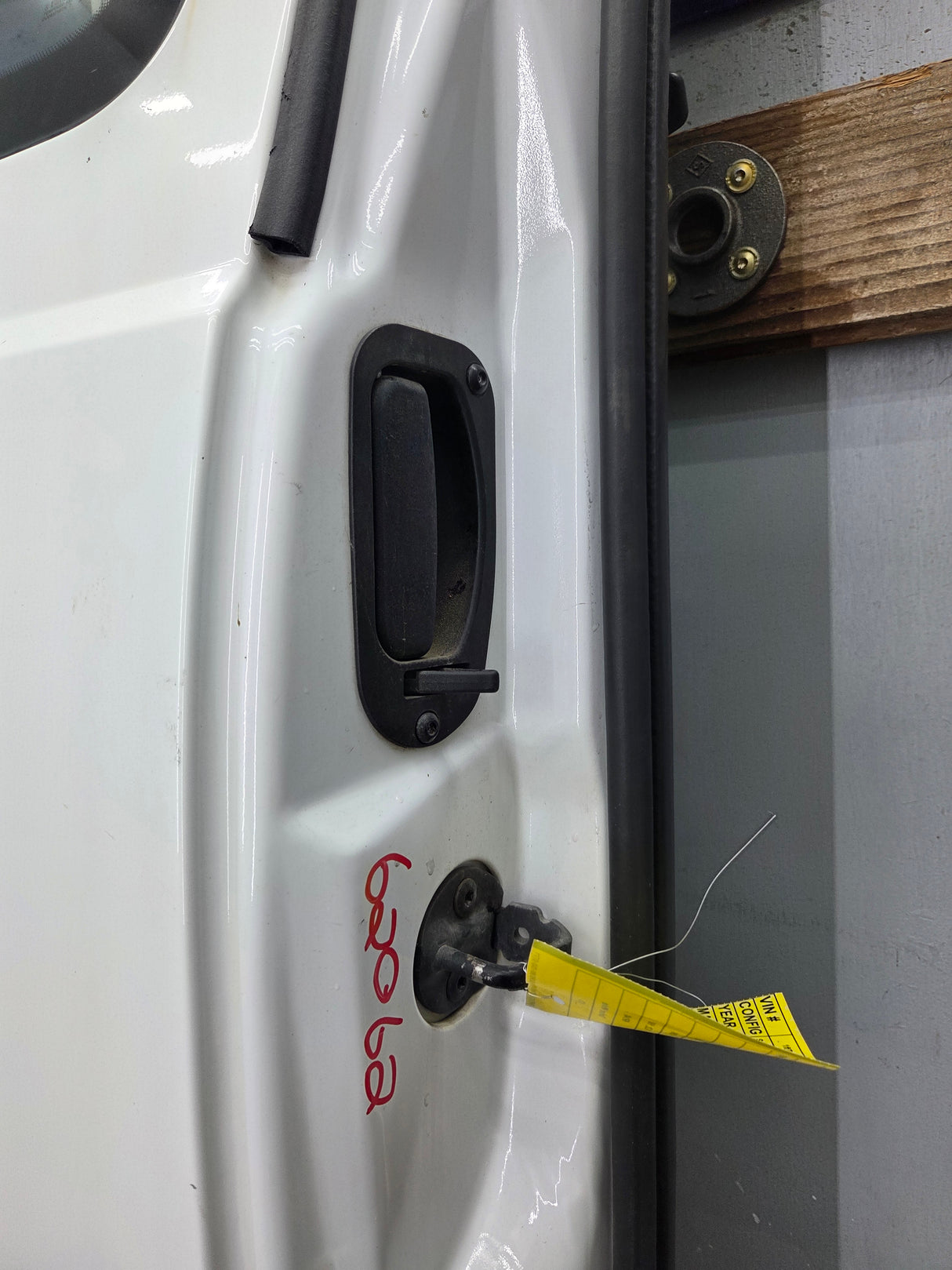 2008-2016 Ford Super Duty F250 F350 F450 F550 RH Extended Cab Passenger Side Rear Door