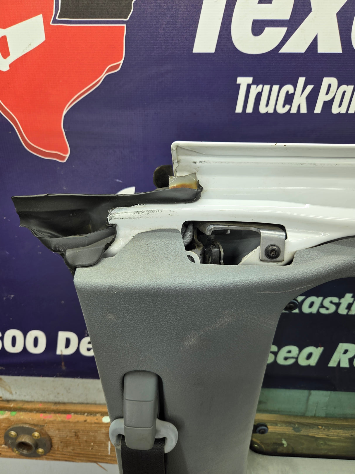 2008-2016 Ford Super Duty F250 F350 F450 F550 RH Extended Cab Passenger Side Rear Door