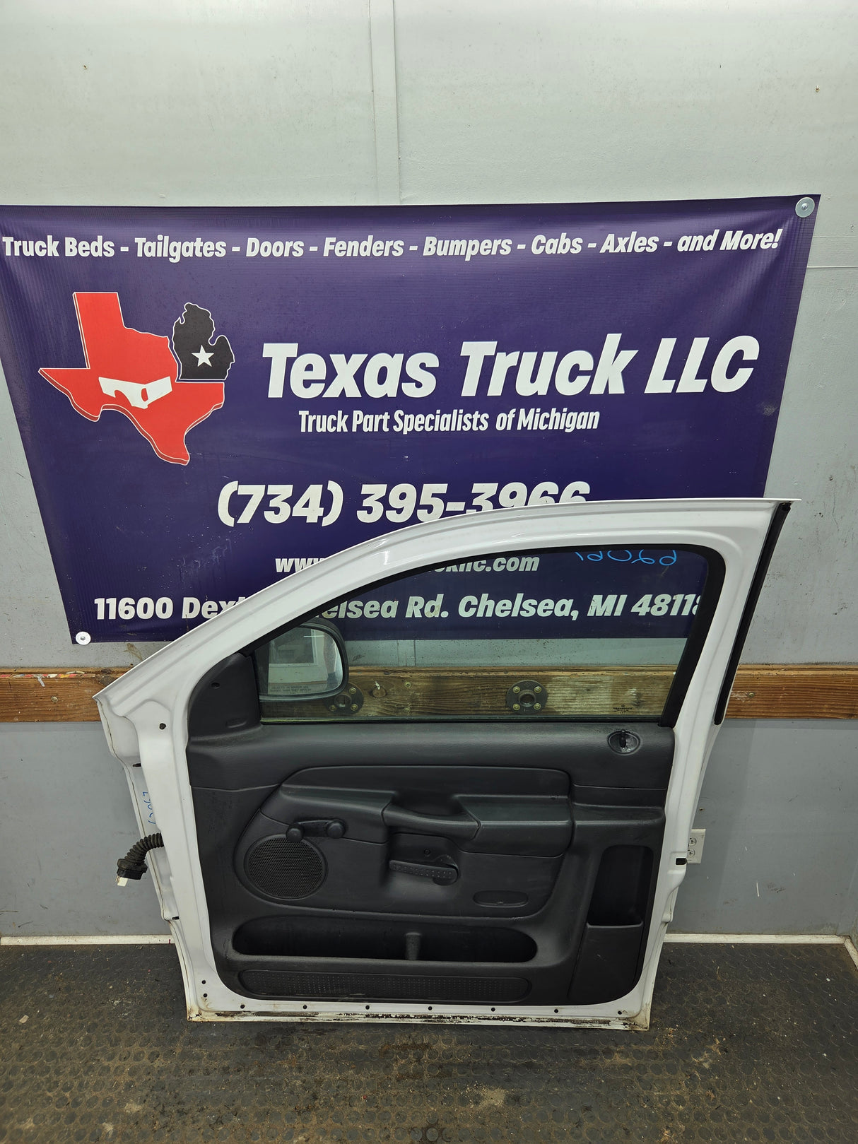2003-2008 Dodge Ram 3rd Gen Passenger Side Front Regular Cab Door 1500 2500 3500 4500 5500
