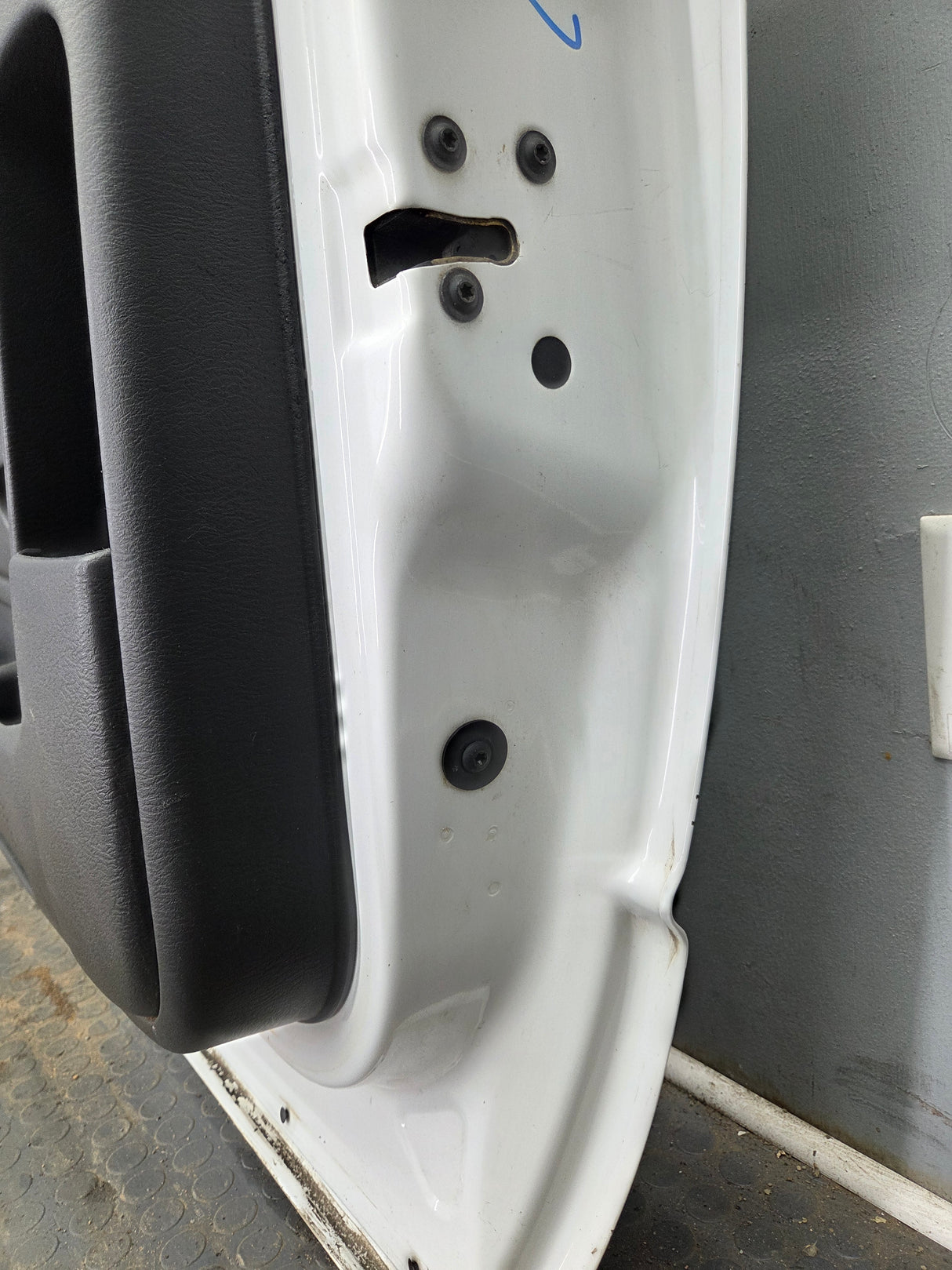 2003-2008 Dodge Ram 3rd Gen Passenger Side Front Regular Cab Door 1500 2500 3500 4500 5500