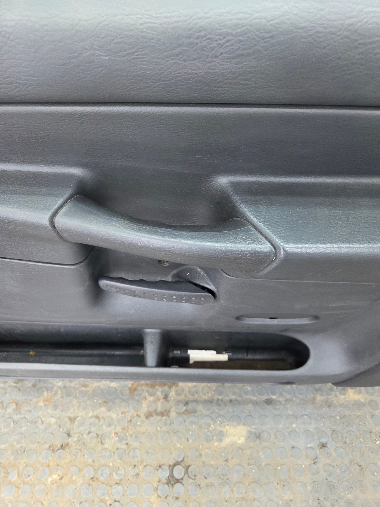 2003-2008 Dodge Ram 3rd Gen Passenger Side Front Regular Cab Door 1500 2500 3500 4500 5500