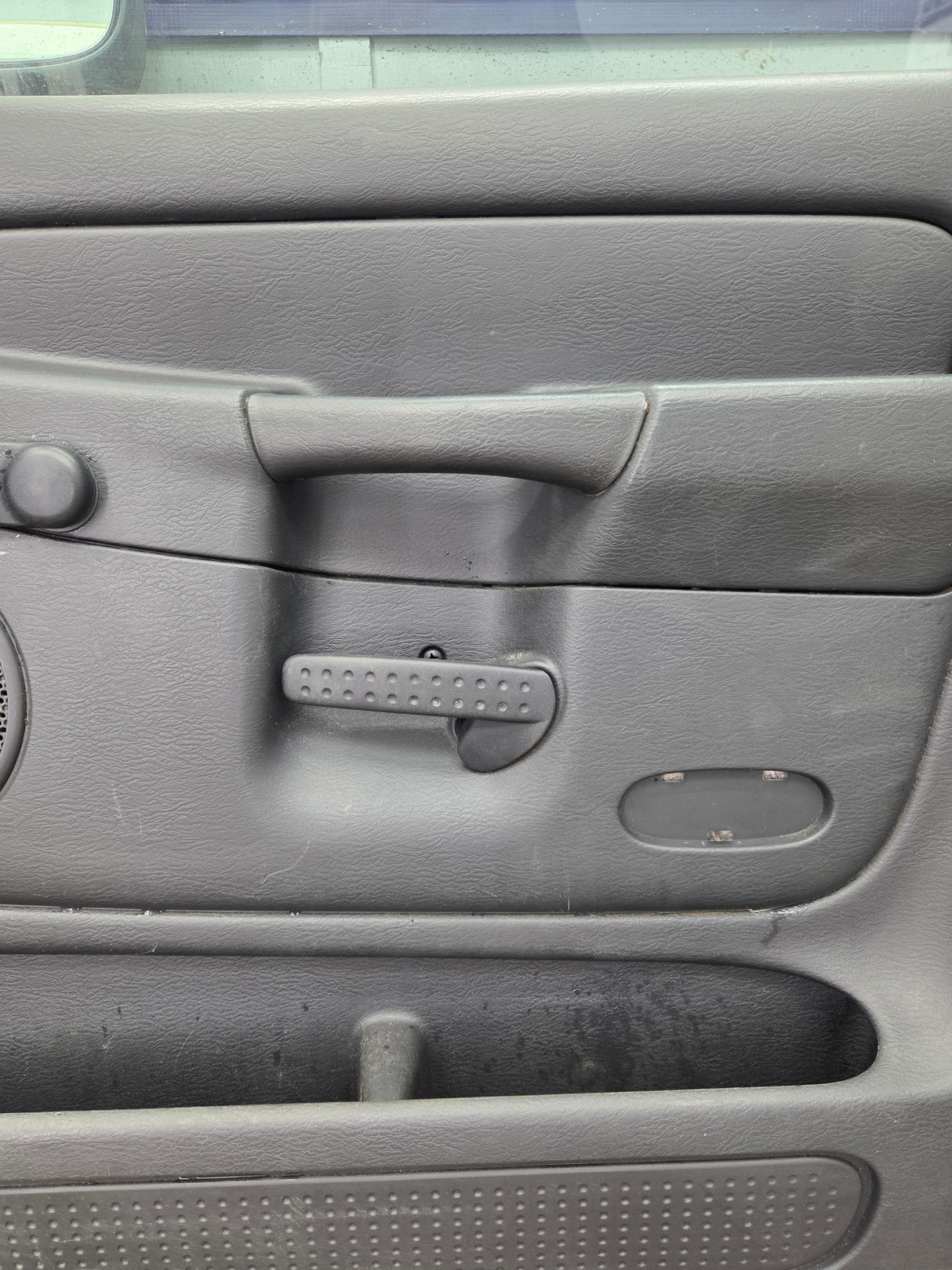 2003-2008 Dodge Ram 3rd Gen Passenger Side Front Regular Cab Door 1500 2500 3500 4500 5500