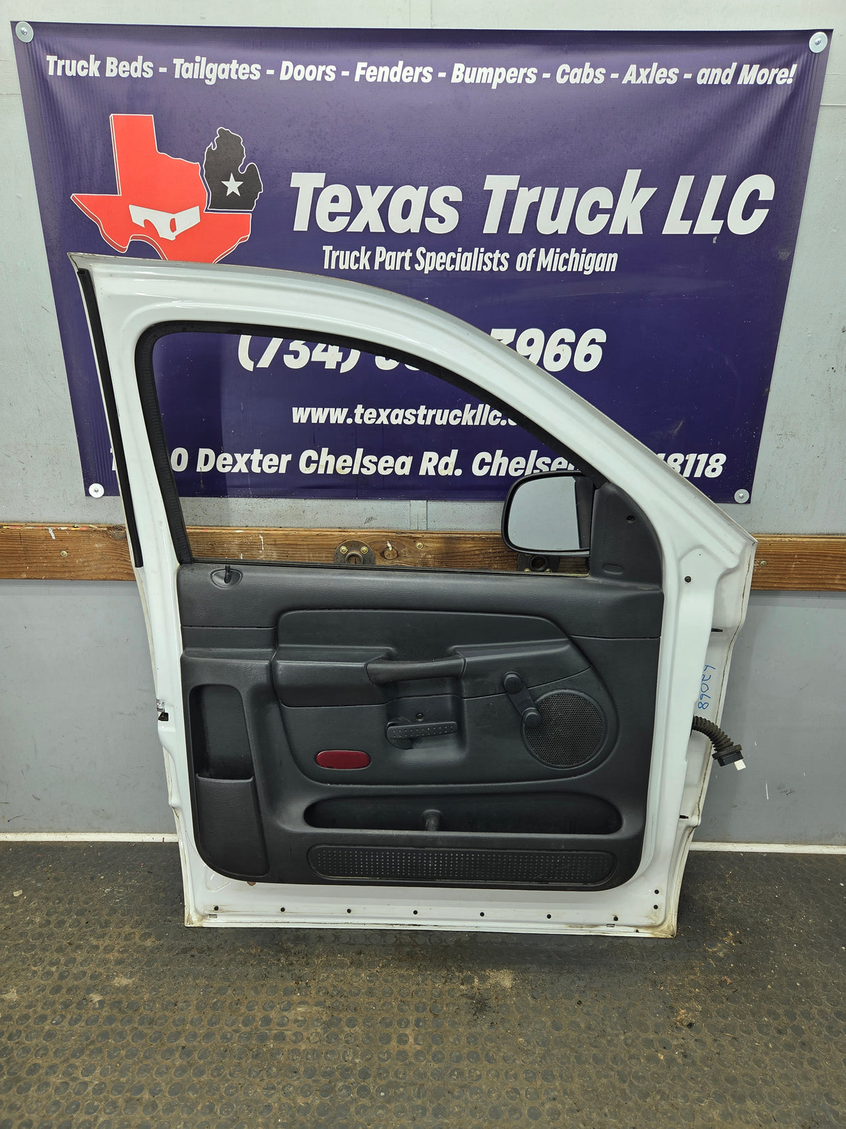 2003-2008 Dodge Ram 3rd Gen Driver Front Regular Cab Door 1500 2500 3500 4500 5500