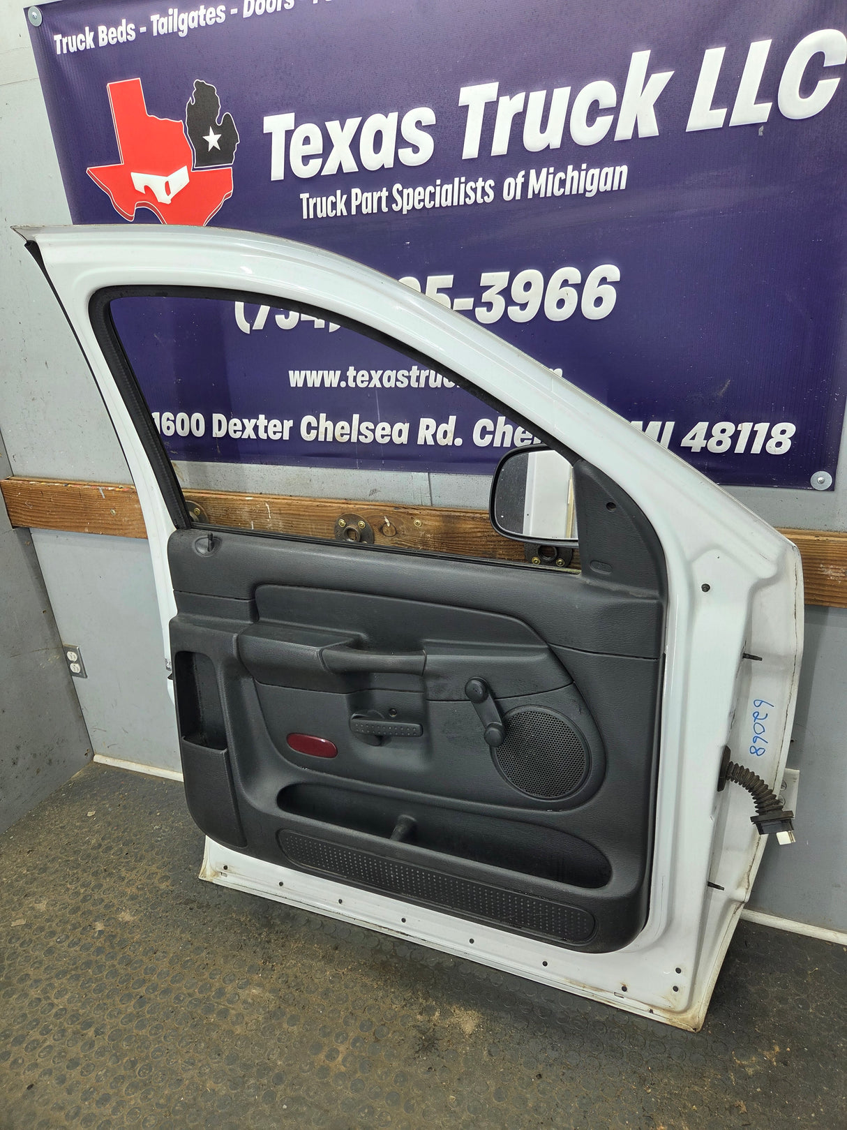 2003-2008 Dodge Ram 3rd Gen Driver Front Regular Cab Door 1500 2500 3500 4500 5500