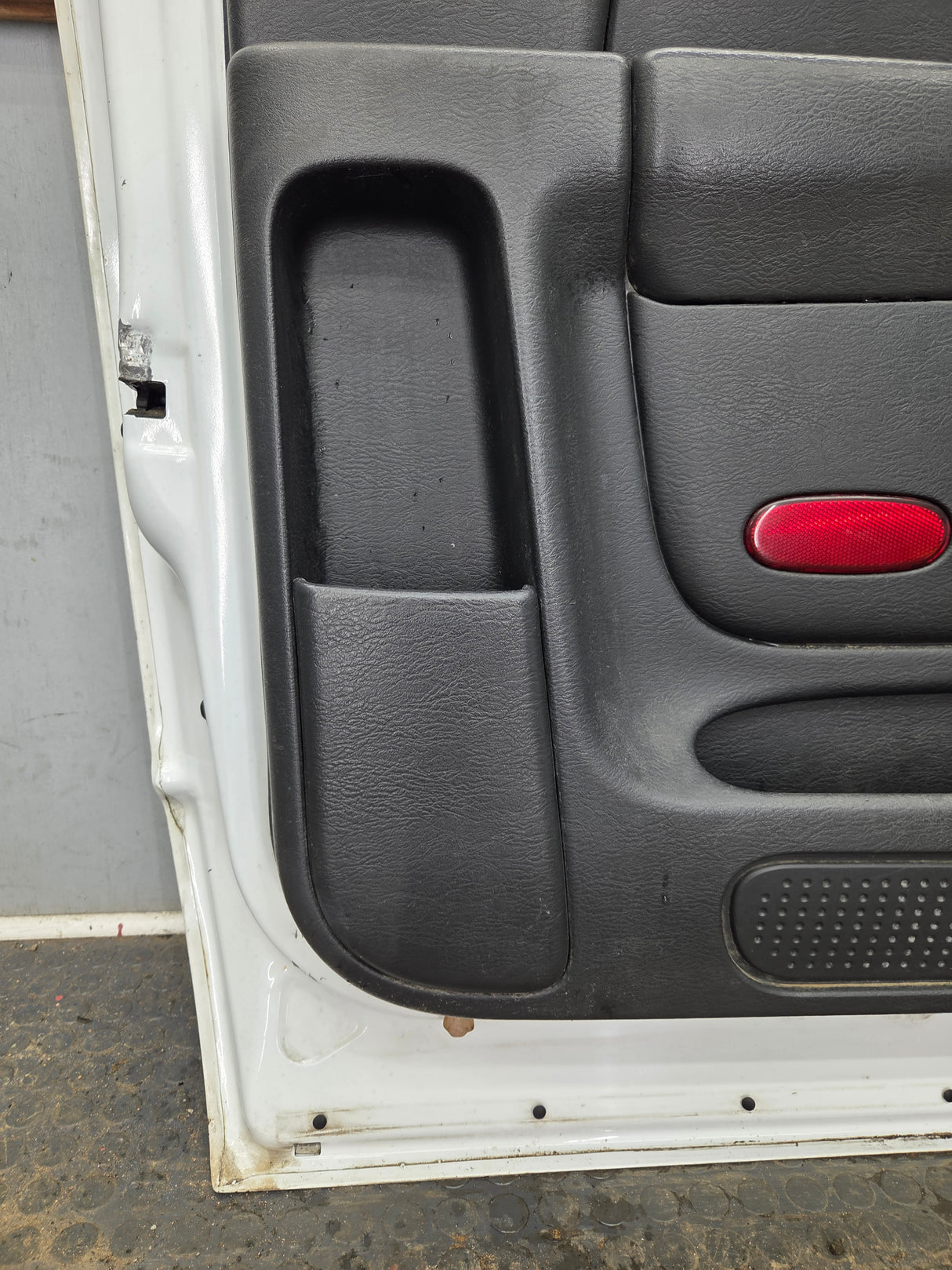 2003-2008 Dodge Ram 3rd Gen Driver Front Regular Cab Door 1500 2500 3500 4500 5500