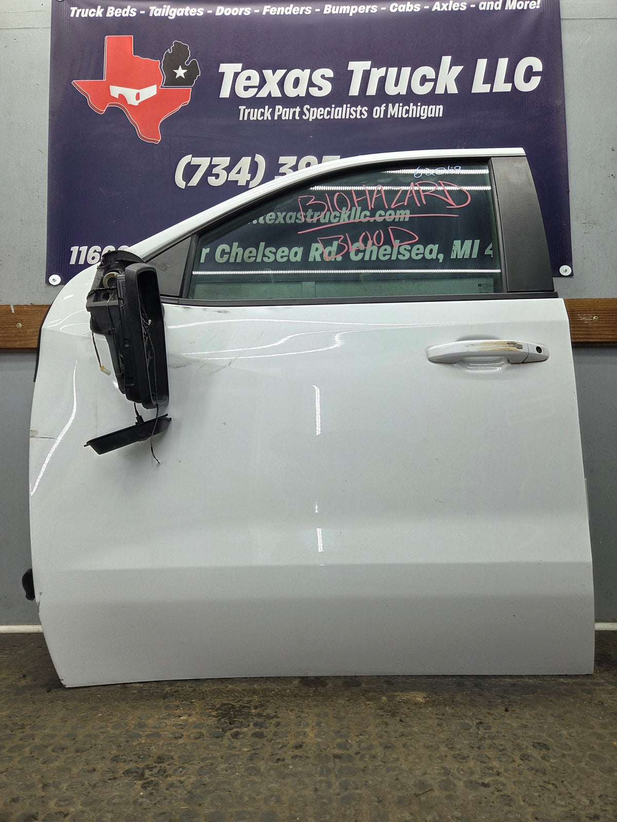 2019-2026 Chevrolet Silverado GMC Sierra 1500 LH Driver Side Crew & Double Cab Front Door