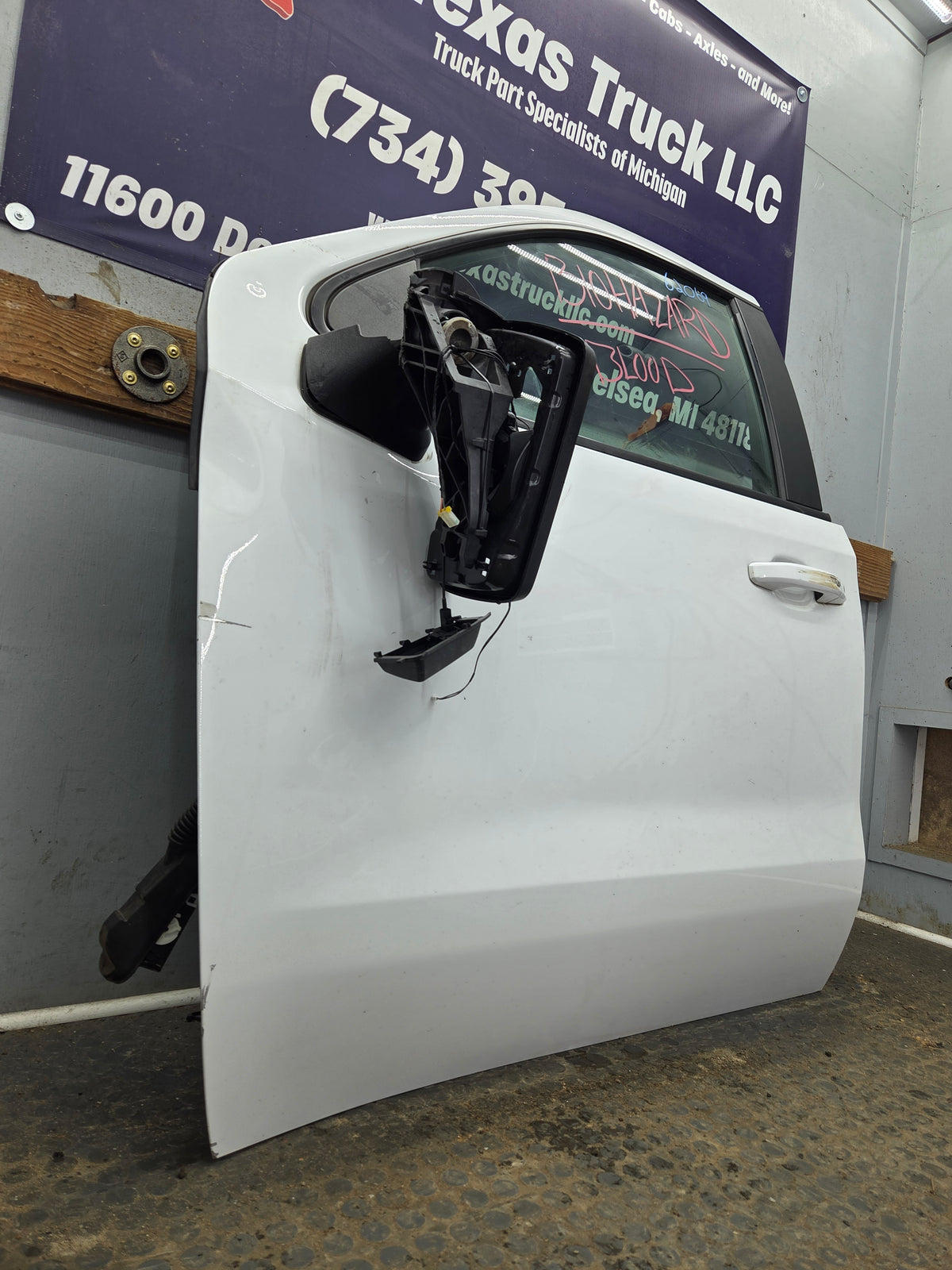 2019-2026 Chevrolet Silverado GMC Sierra 1500 LH Driver Side Crew & Double Cab Front Door