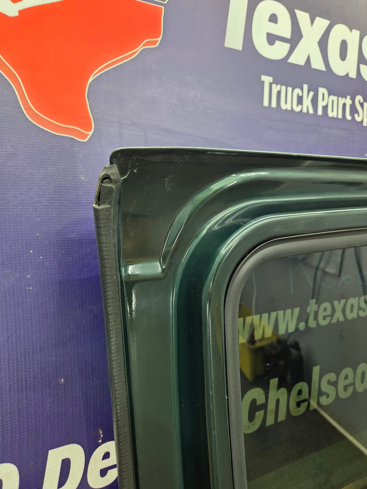 1999-2006 Chevrolet Silverado / GMC Sierra 1500 2500 3500 HD Rear Passenger side Crew Cab rear door RH