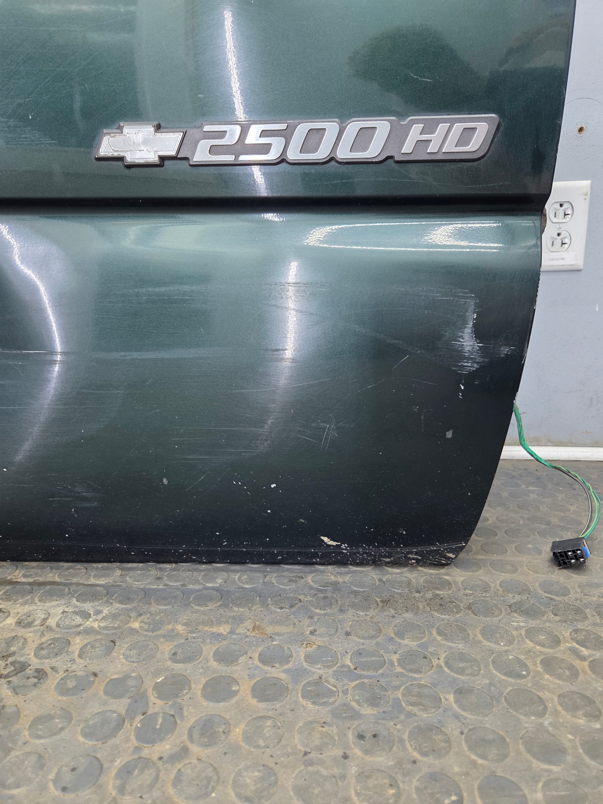 1999-2006 Chevrolet Silverado / GMC Sierra 1500 2500 3500 HD Front Passenger side Door RH