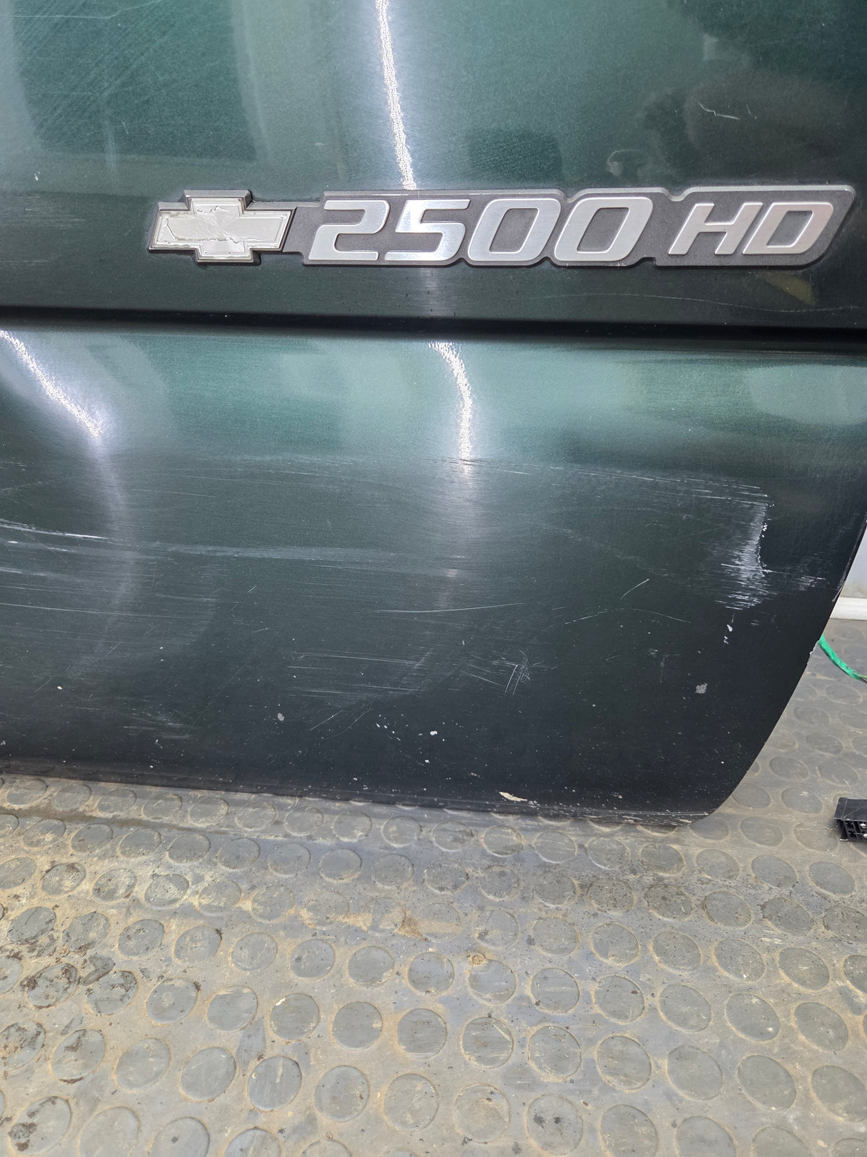 1999-2006 Chevrolet Silverado / GMC Sierra 1500 2500 3500 HD Front Passenger side Door RH