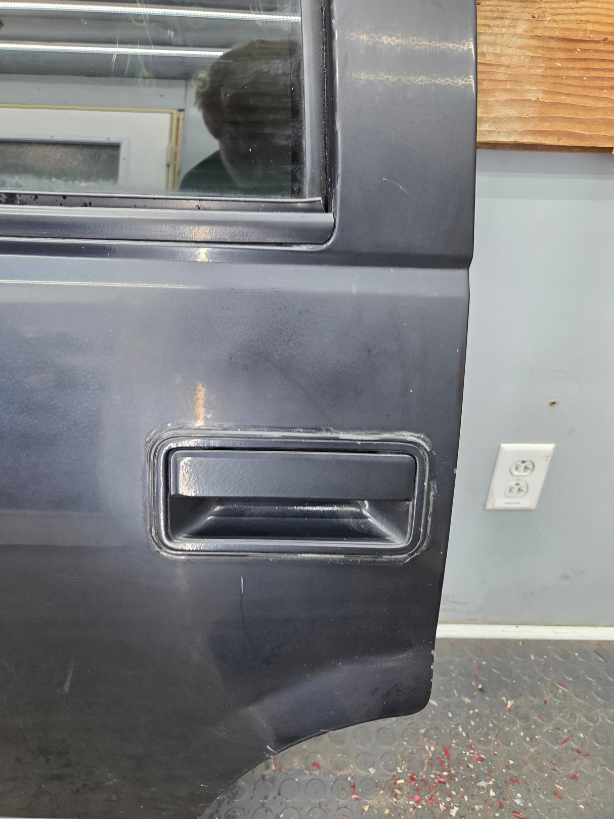 1996-1999 Chevrolet Tahoe / GMC Yukon 1500 2500HD Rear Driver side rear door LH