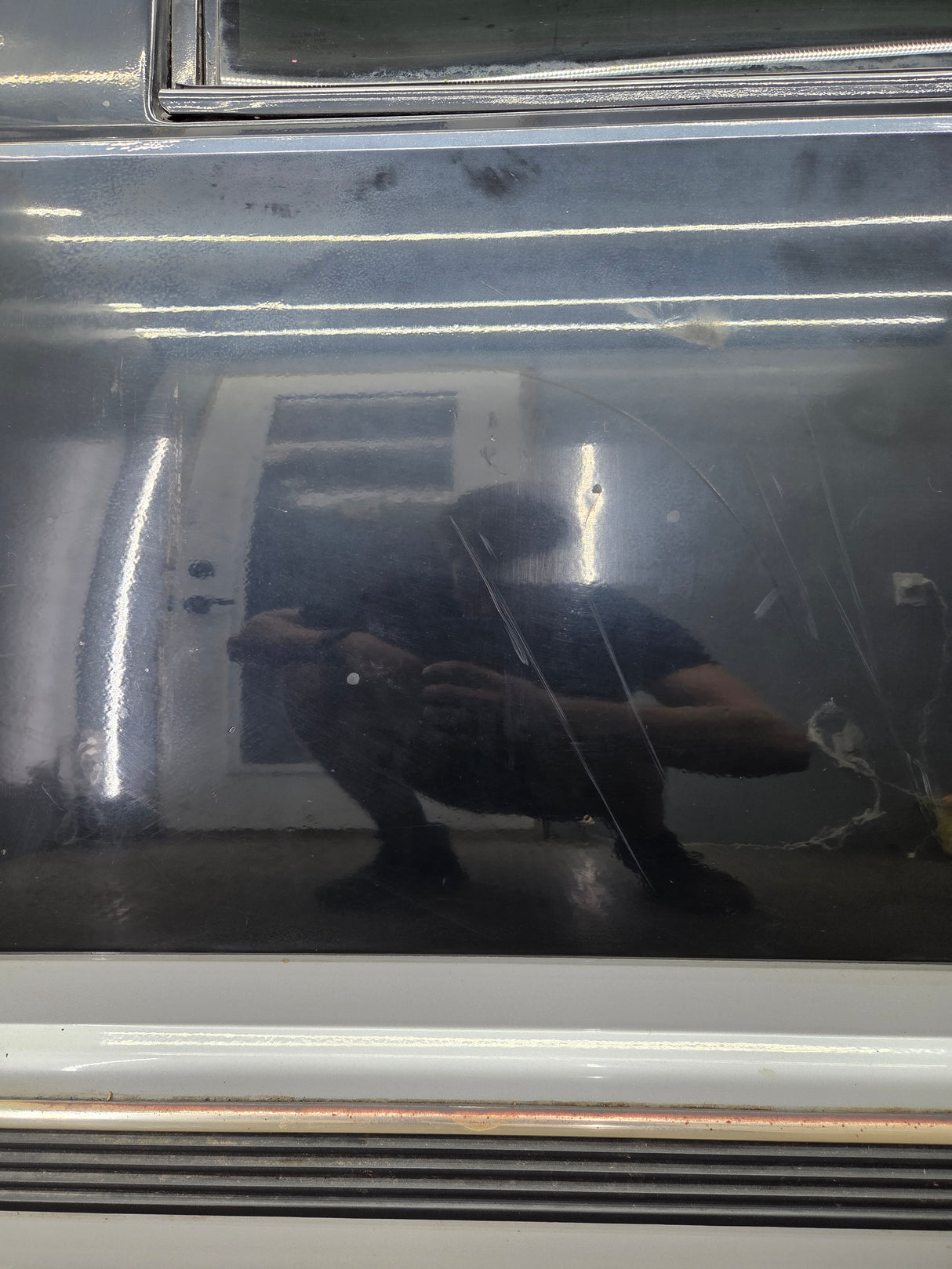 1996-1999 Chevrolet Tahoe / GMC Yukon 1500 2500HD Rear Driver side rear door LH