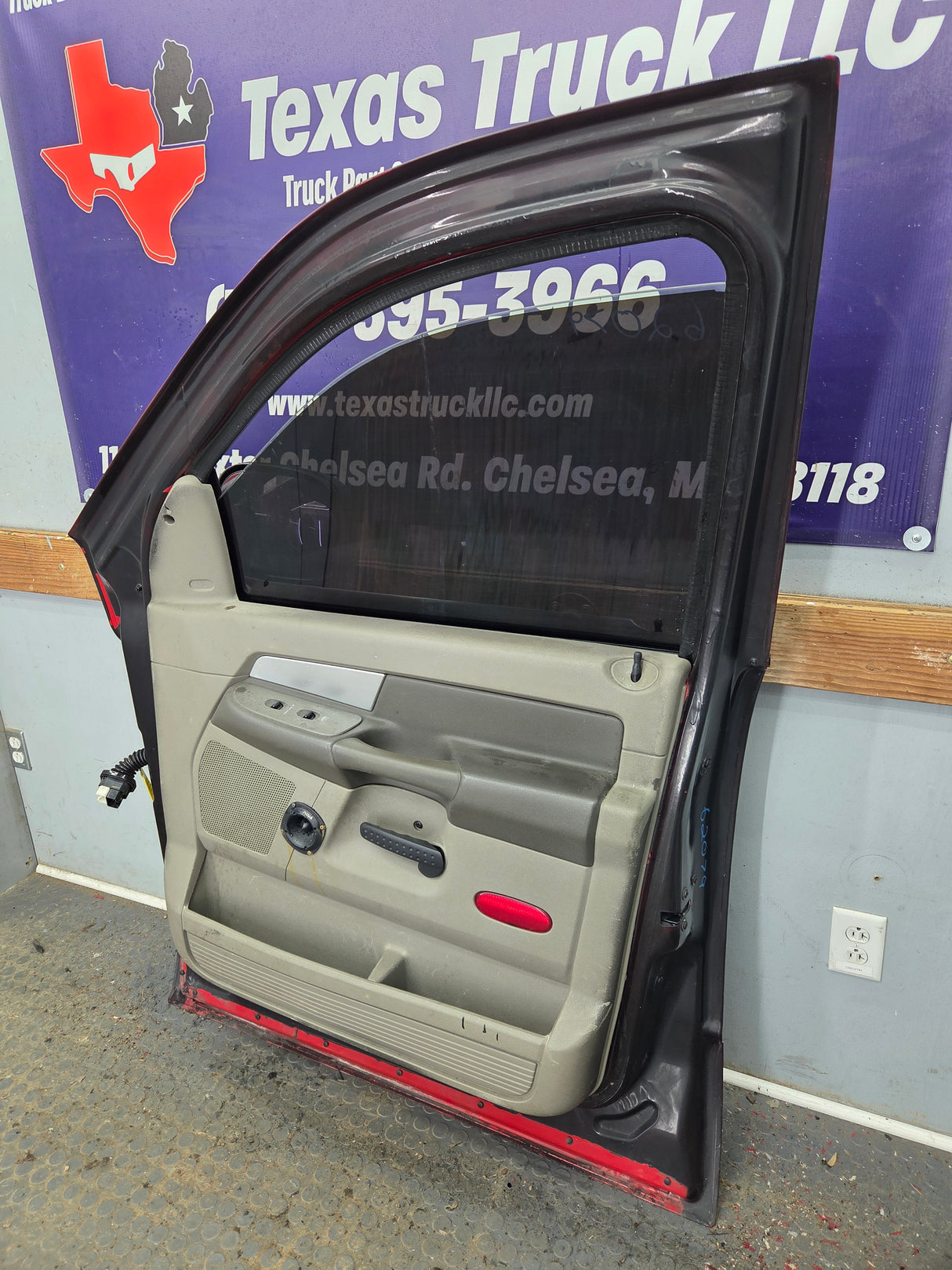 2003-2008 Dodge Ram 3rd Gen Passenger Side Front Quad Cab Crew Cab Door 1500 2500 3500 4500 5500