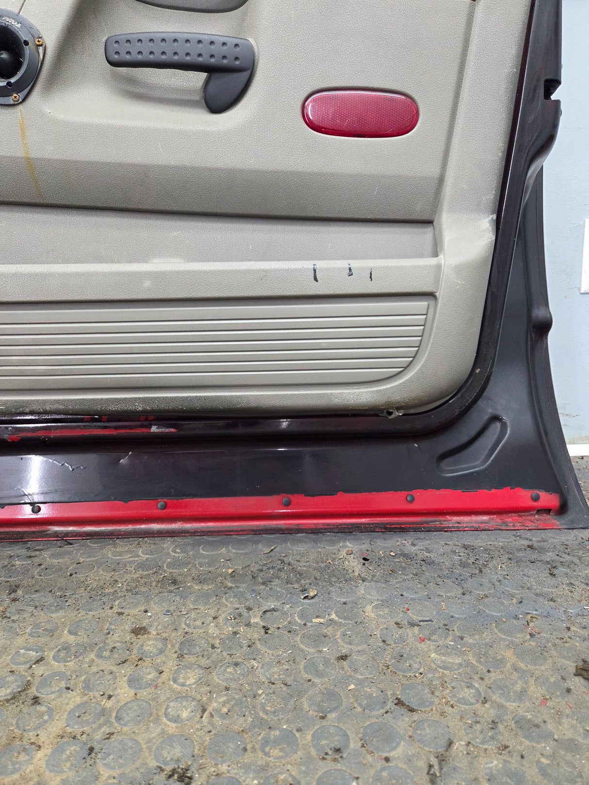 2003-2008 Dodge Ram 3rd Gen Passenger Side Front Quad Cab Crew Cab Door 1500 2500 3500 4500 5500