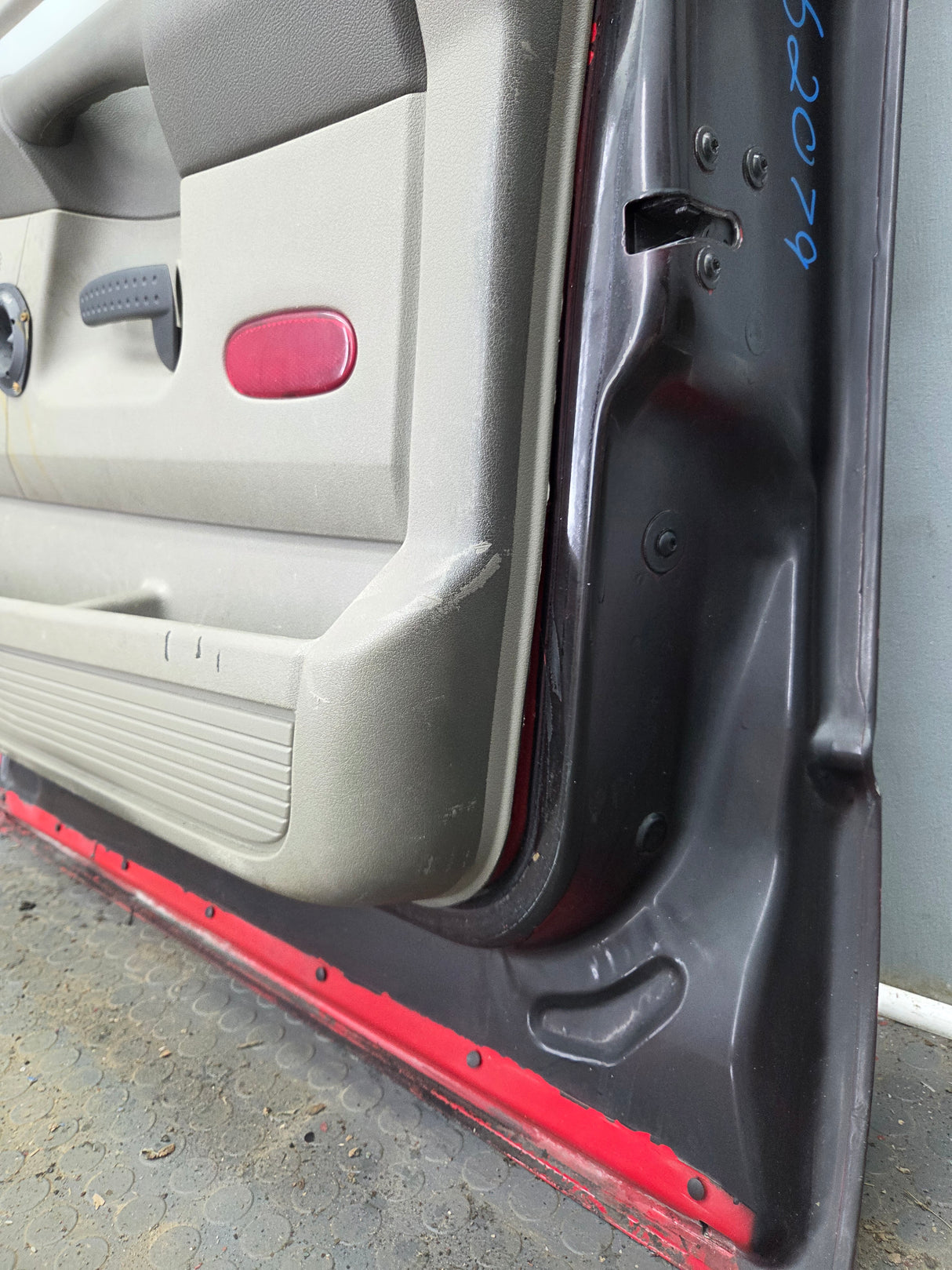 2003-2008 Dodge Ram 3rd Gen Passenger Side Front Quad Cab Crew Cab Door 1500 2500 3500 4500 5500