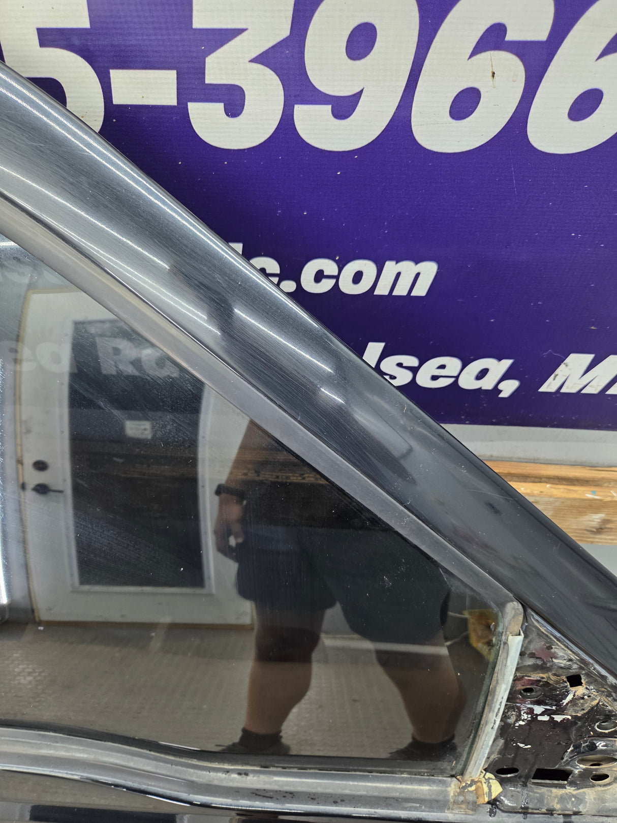 2008-2011 Ford Super Duty / Excursion Front Passenger RH Door F250 F350 F450 F550