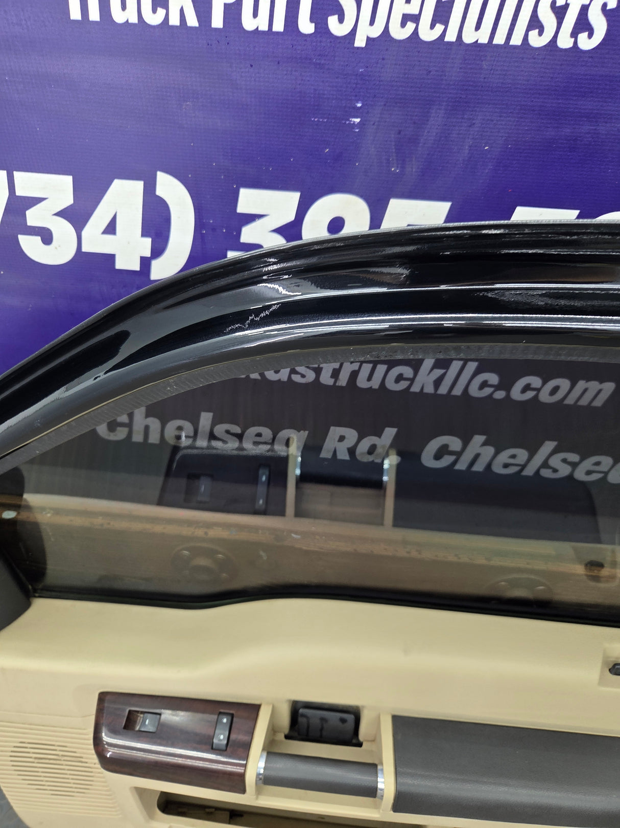 2008-2011 Ford Super Duty / Excursion Front Passenger RH Door F250 F350 F450 F550
