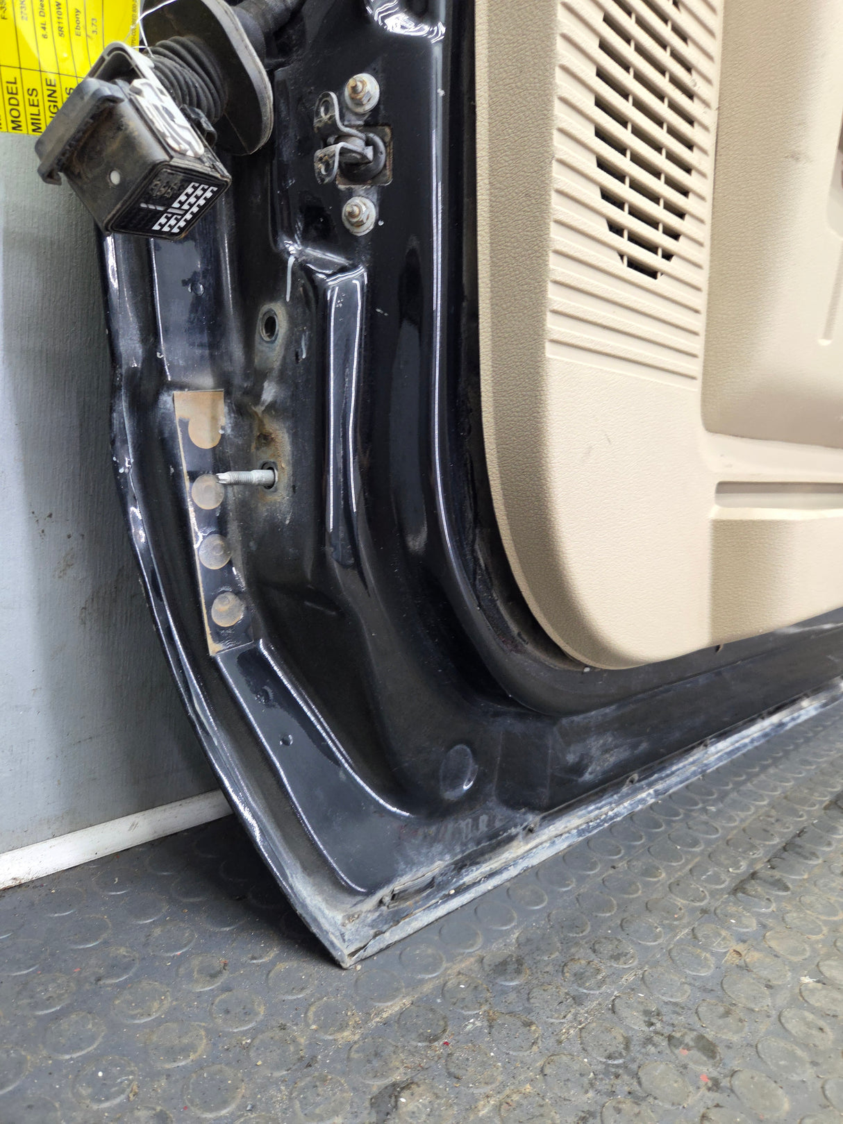 2008-2011 Ford Super Duty / Excursion Front Passenger RH Door F250 F350 F450 F550
