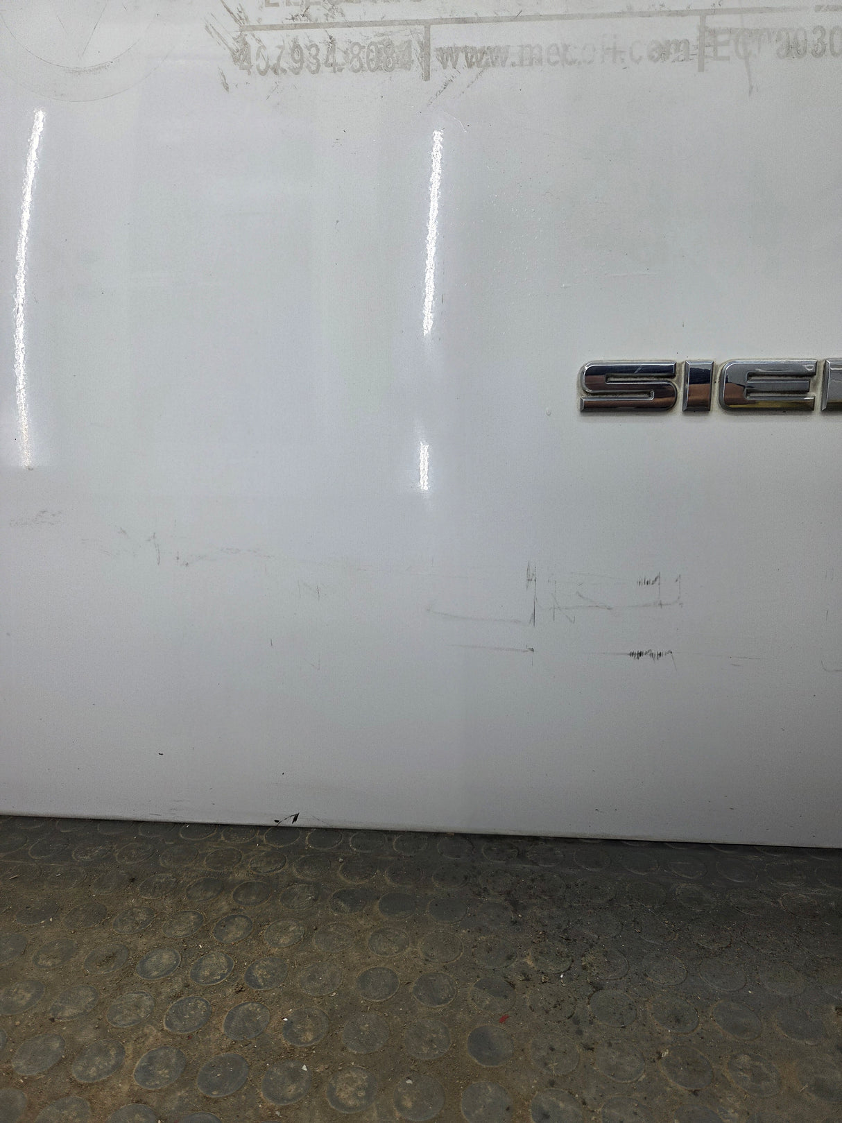 2007-2013 Chevrolet Silverado / GMC Sierra 1500 2500 3500 HD RH Front Passenger Side Door