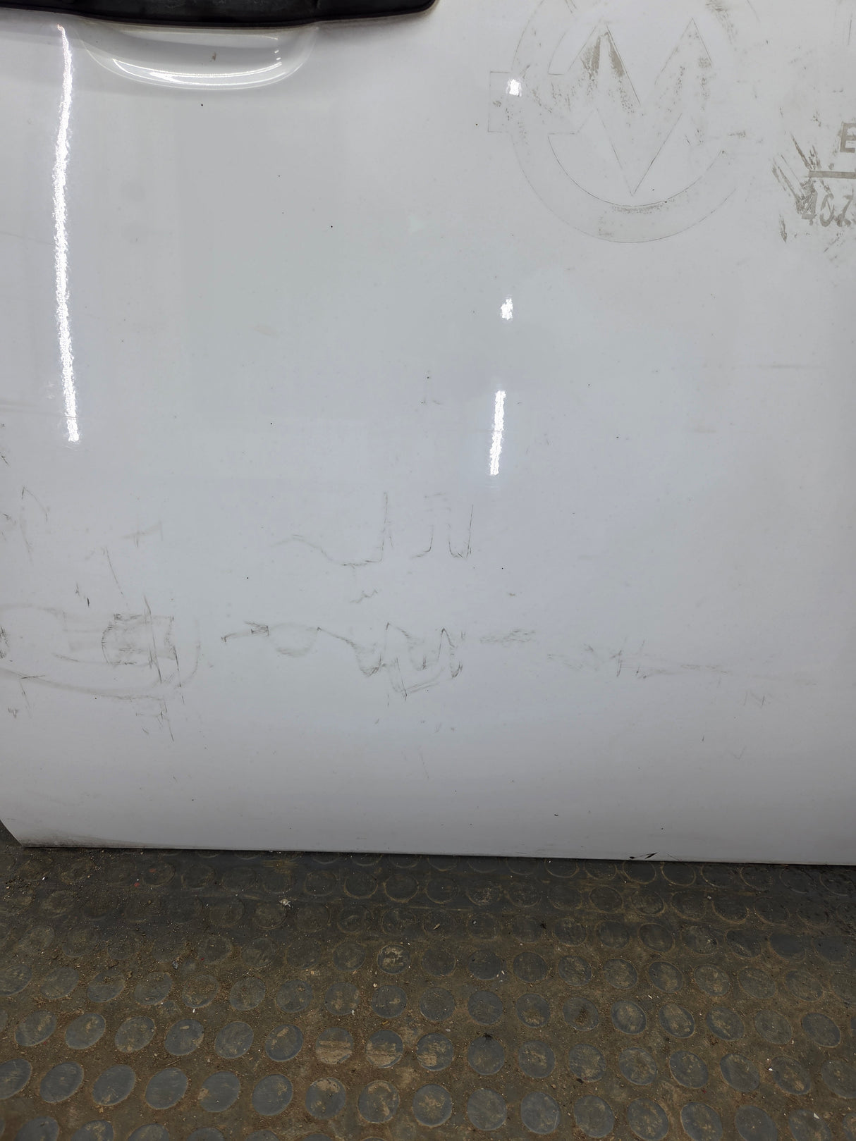 2007-2013 Chevrolet Silverado / GMC Sierra 1500 2500 3500 HD RH Front Passenger Side Door
