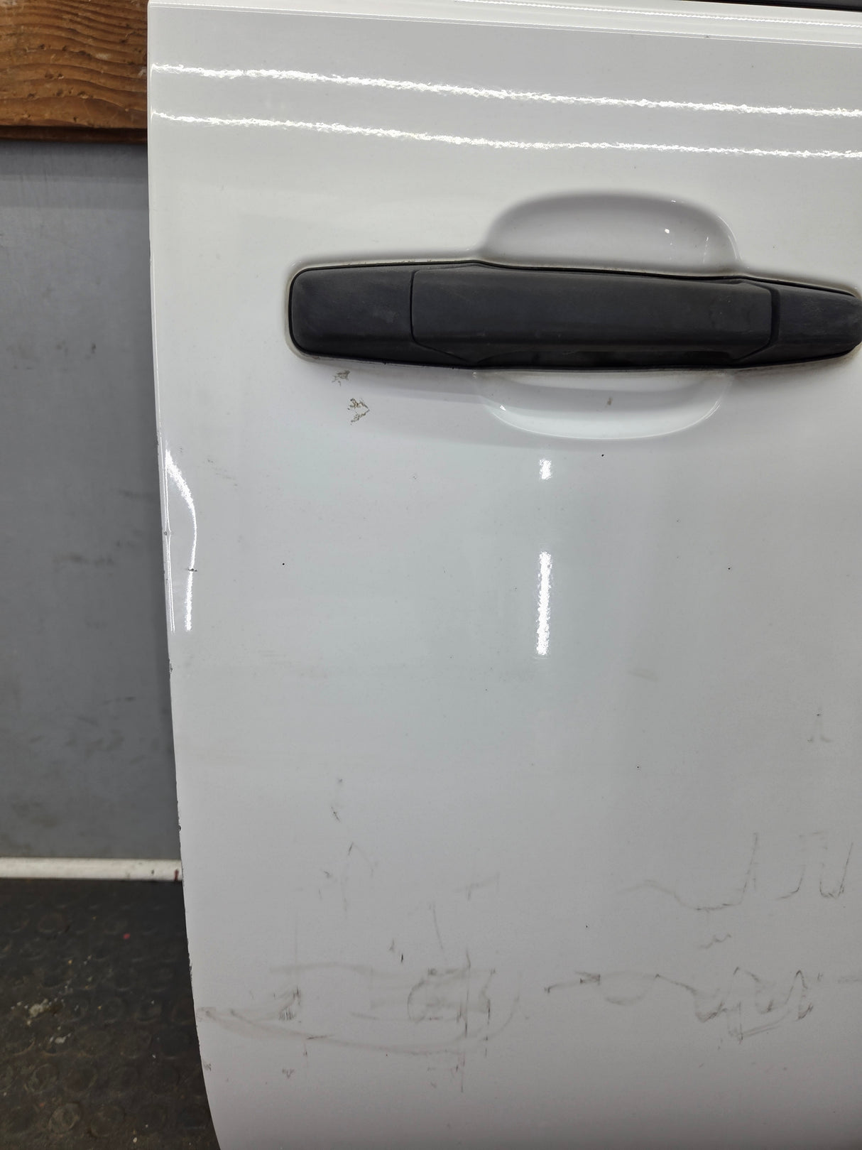 2007-2013 Chevrolet Silverado / GMC Sierra 1500 2500 3500 HD RH Front Passenger Side Door