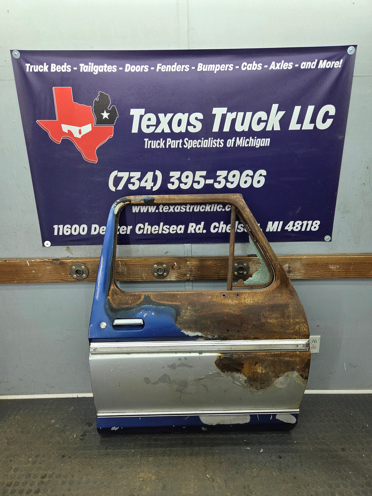 1973-1979 Ford F100 F150 F250 F350 RH Passenger Side Front Door