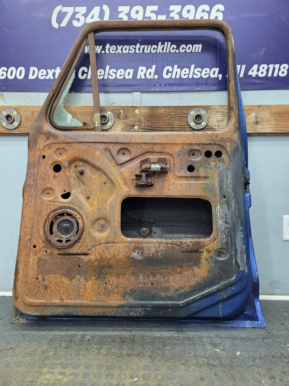1973-1979 Ford F100 F150 F250 F350 RH Passenger Side Front Door