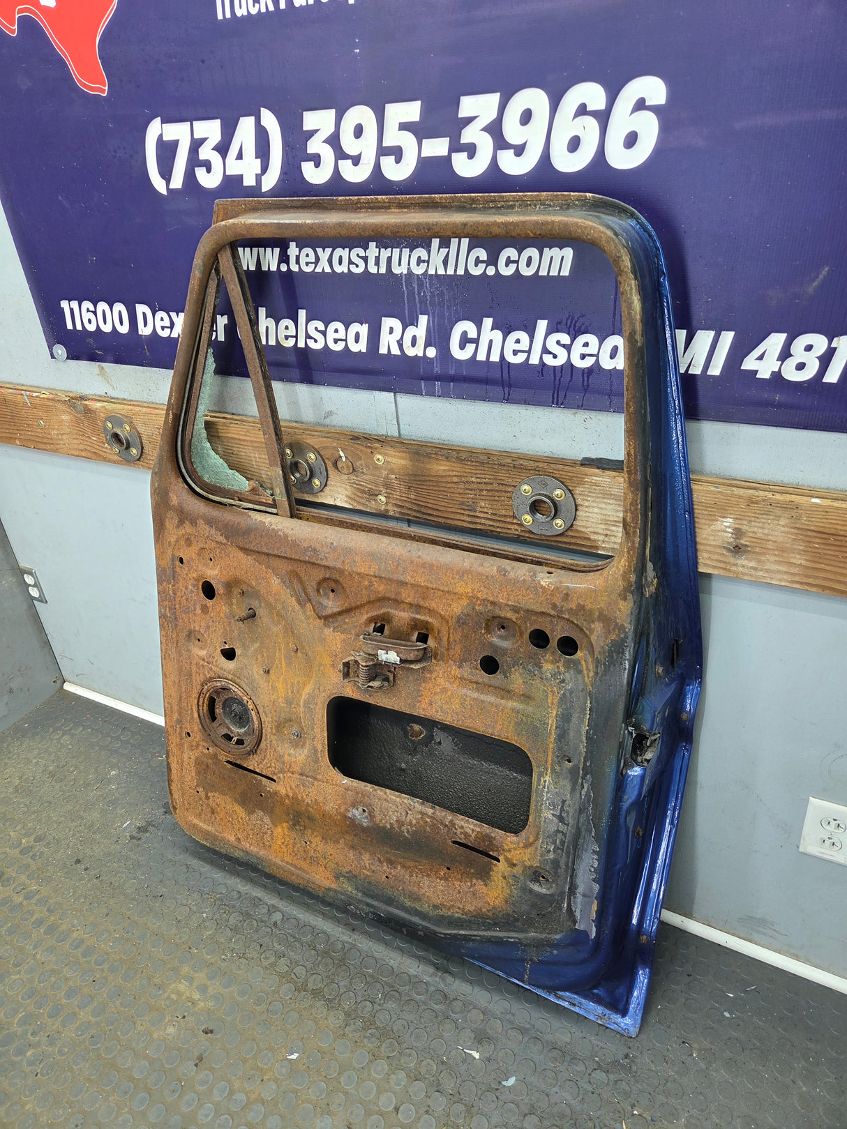 1973-1979 Ford F100 F150 F250 F350 RH Passenger Side Front Door