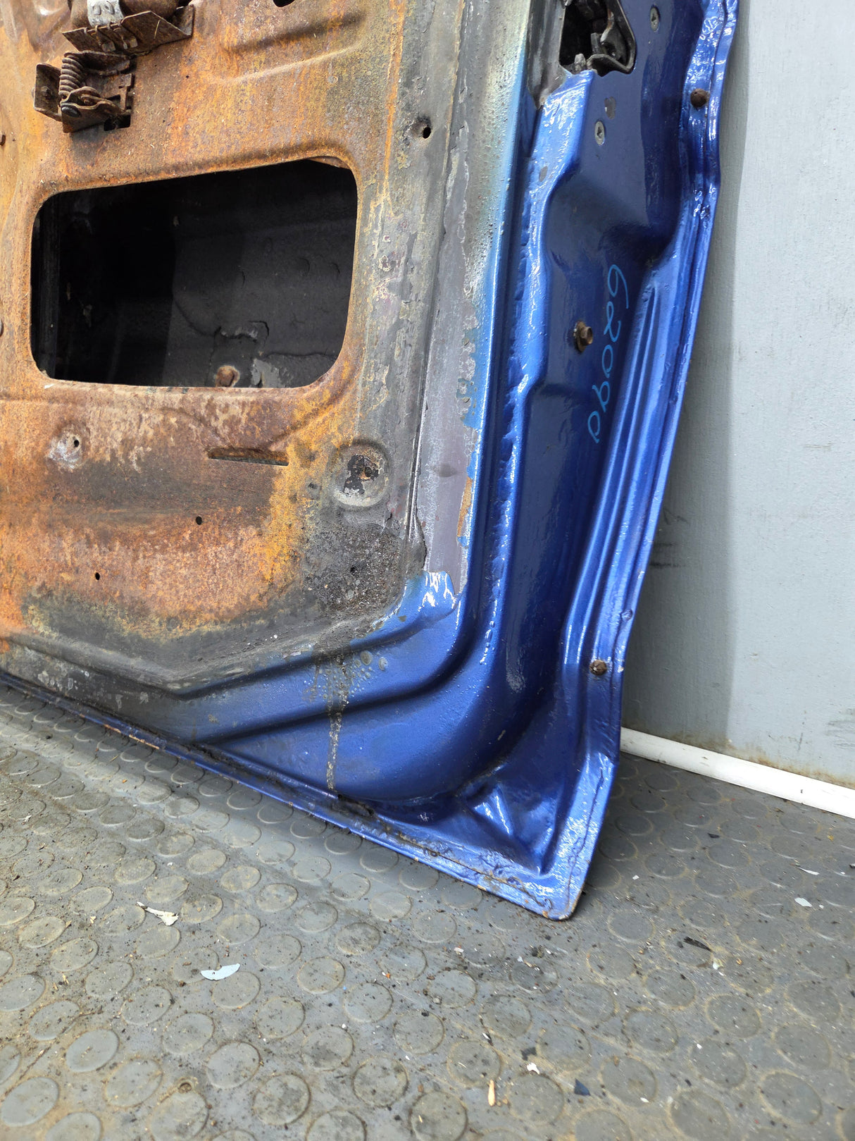1973-1979 Ford F100 F150 F250 F350 RH Passenger Side Front Door