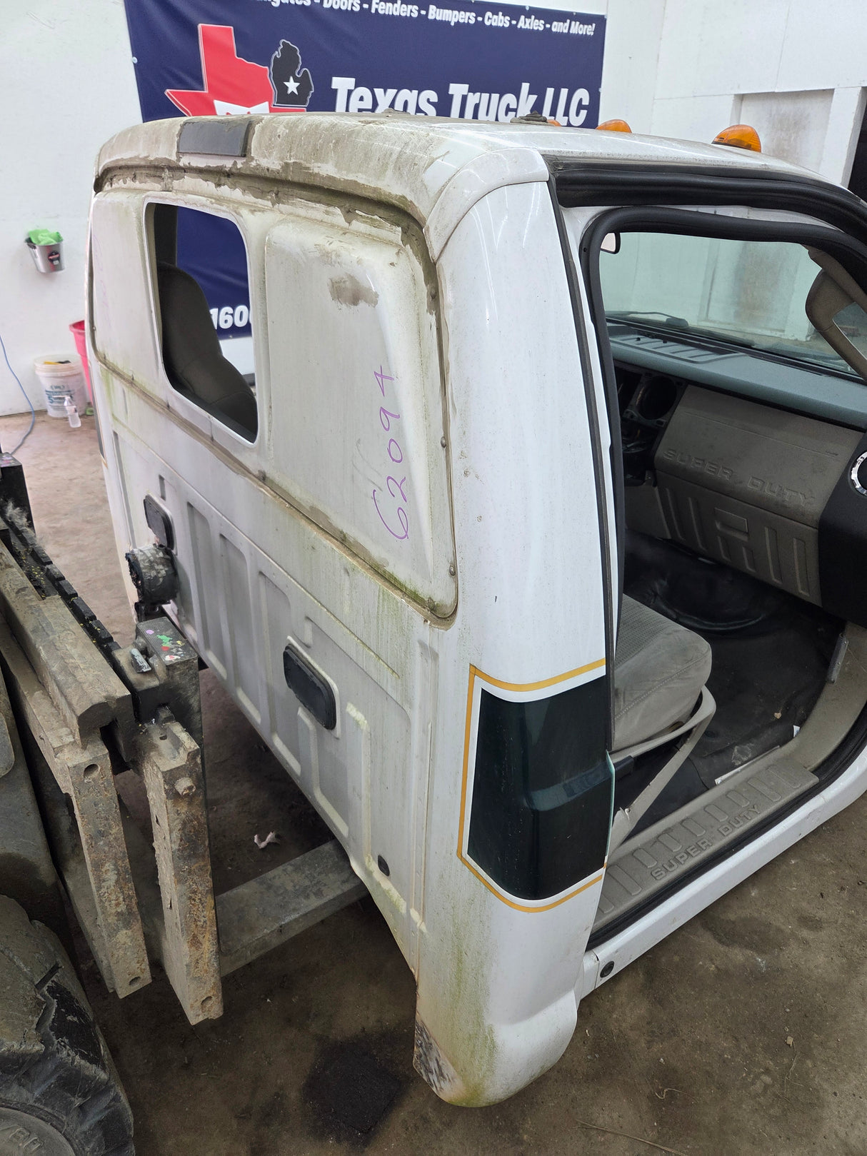2008-2010 Ford Super Duty F250 F350 F450 F550 Regular Cab 2 door