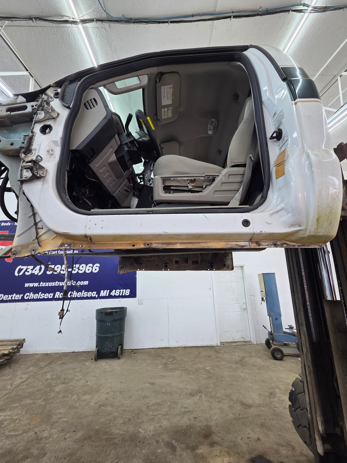 2008-2010 Ford Super Duty F250 F350 F450 F550 Regular Cab 2 door
