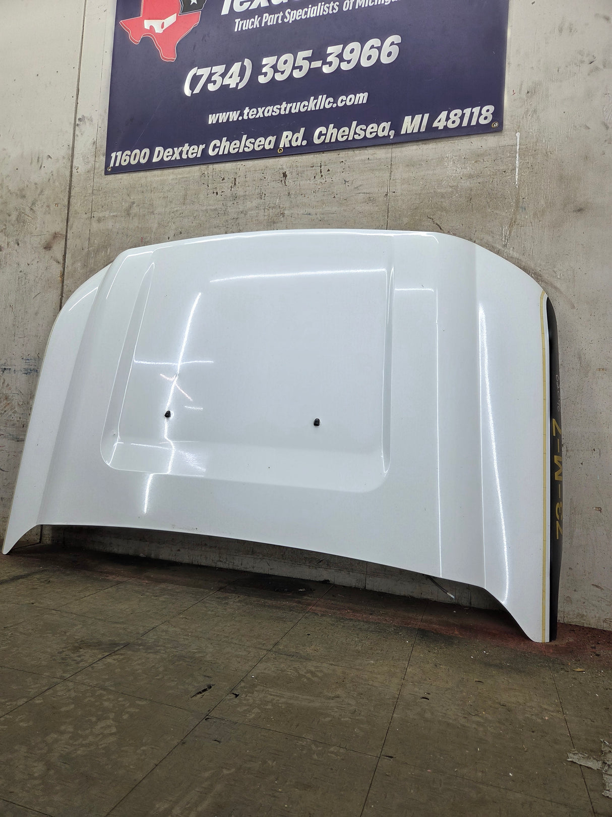 2011-2016 Ford Super Duty Hood F250 F350 F450 F550 - White