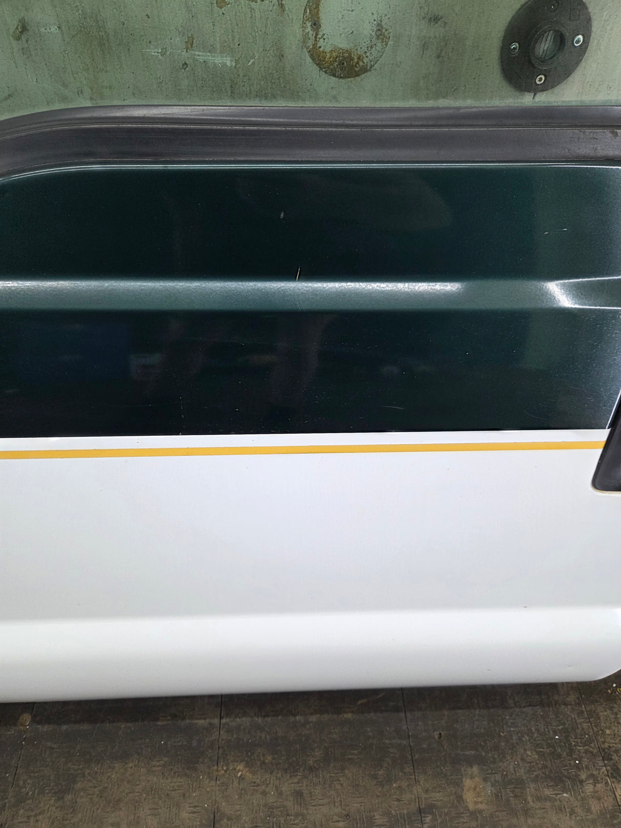 2012-2016 Ford Super Duty LH Driver Side Front Door F250 F350 F450 F550