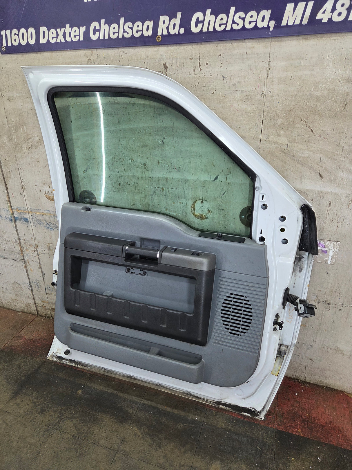 2012-2016 Ford Super Duty LH Driver Side Front Door F250 F350 F450 F550
