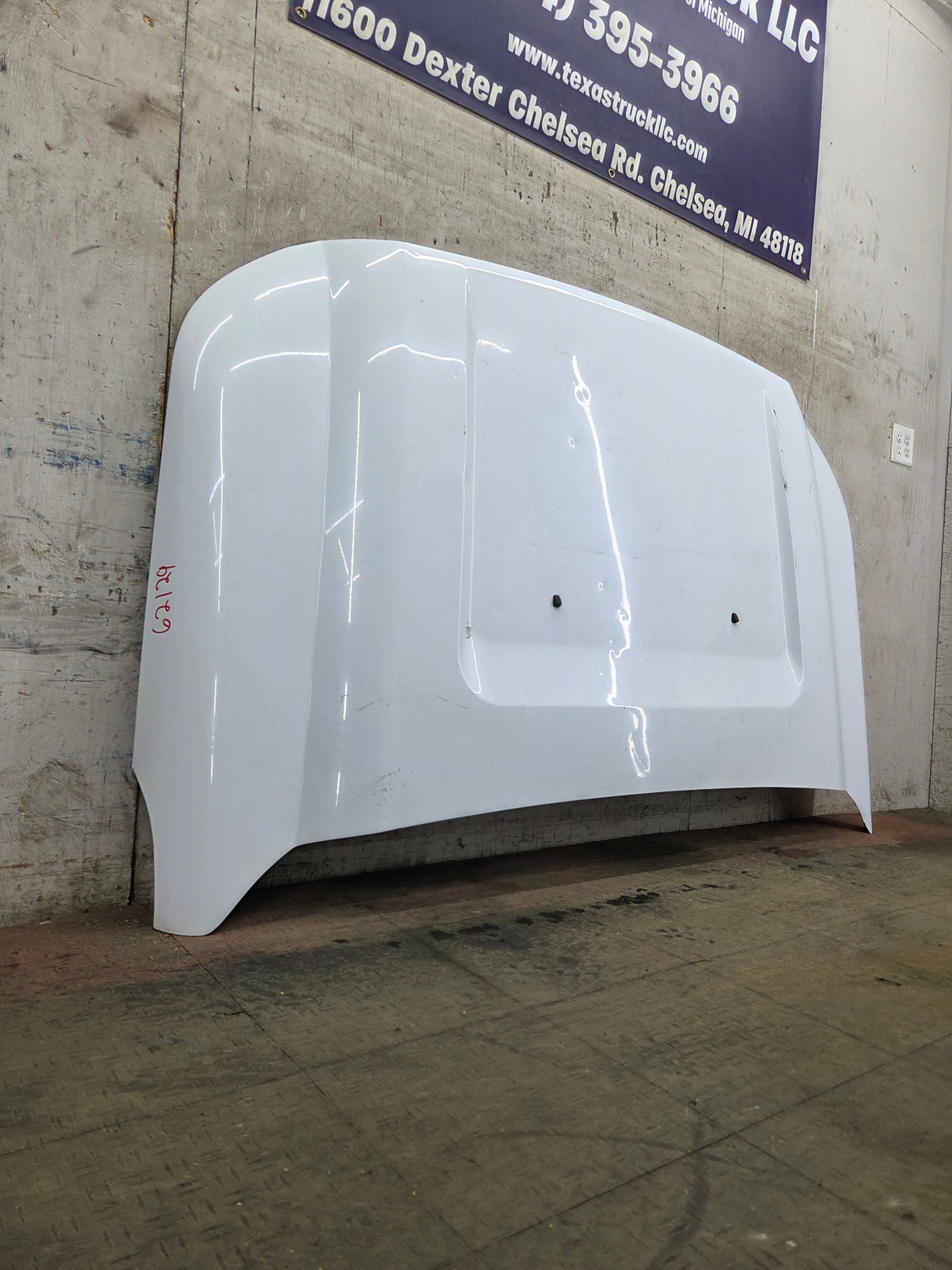 2011-2016 Ford Super Duty Hood F250 F350 F450 F550 - White