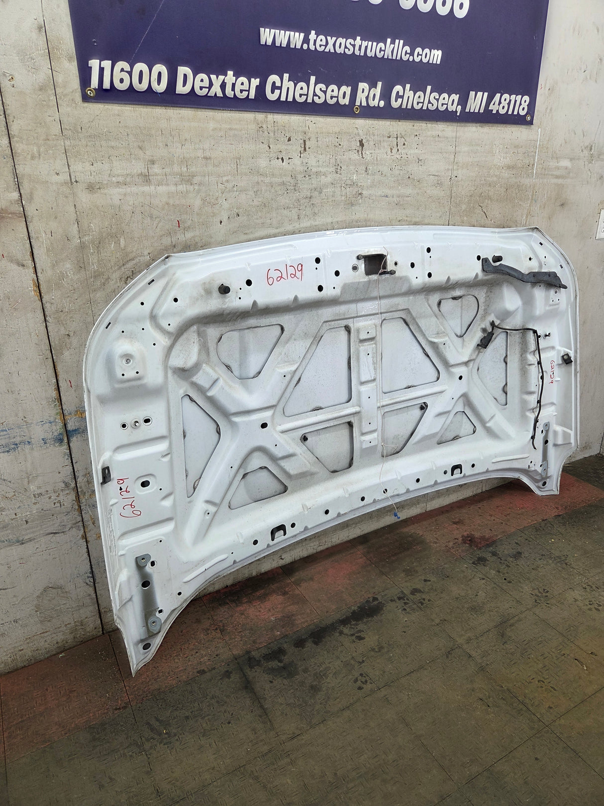 2011-2016 Ford Super Duty Hood F250 F350 F450 F550 - White