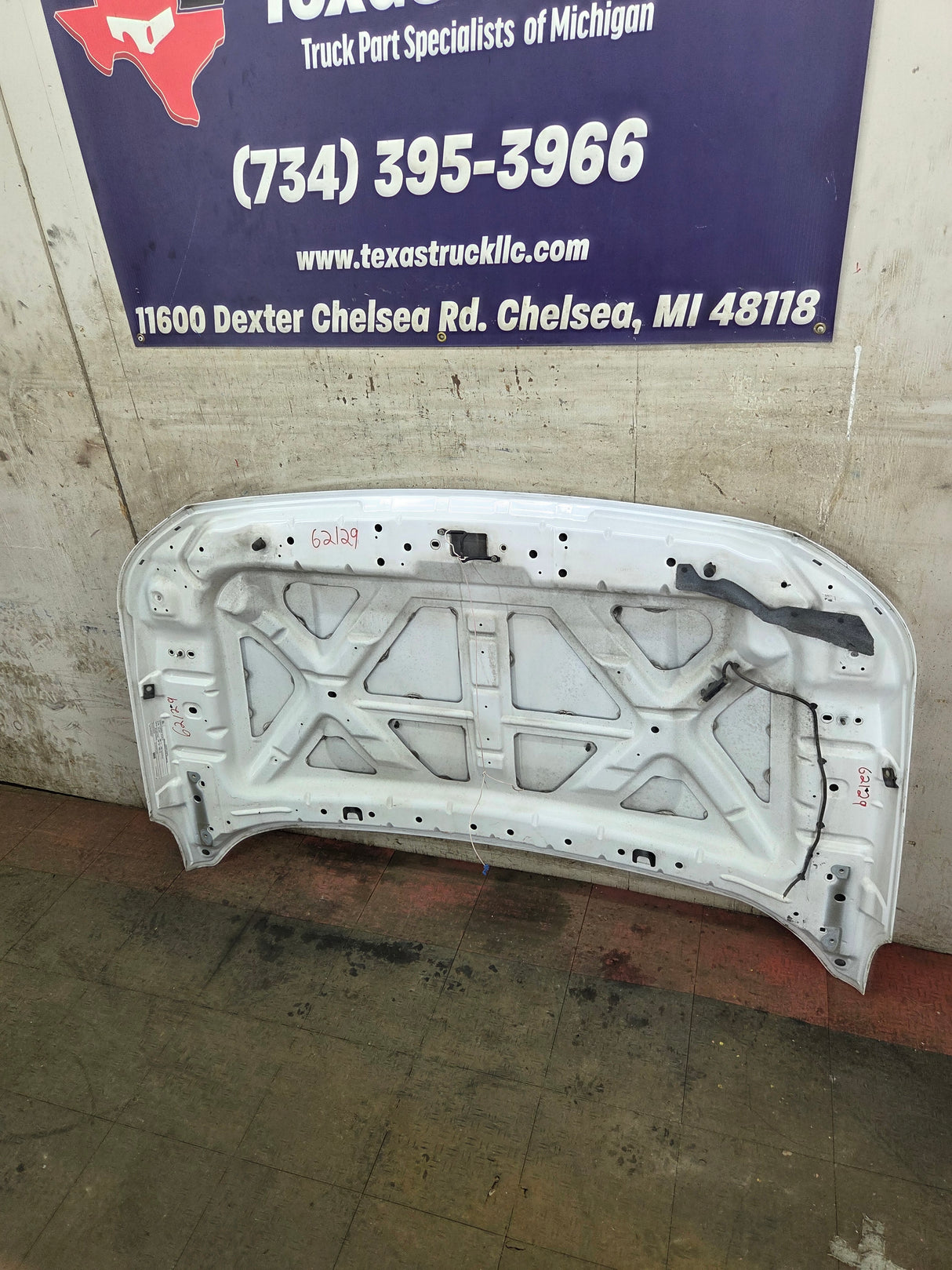 2011-2016 Ford Super Duty Hood F250 F350 F450 F550 - White
