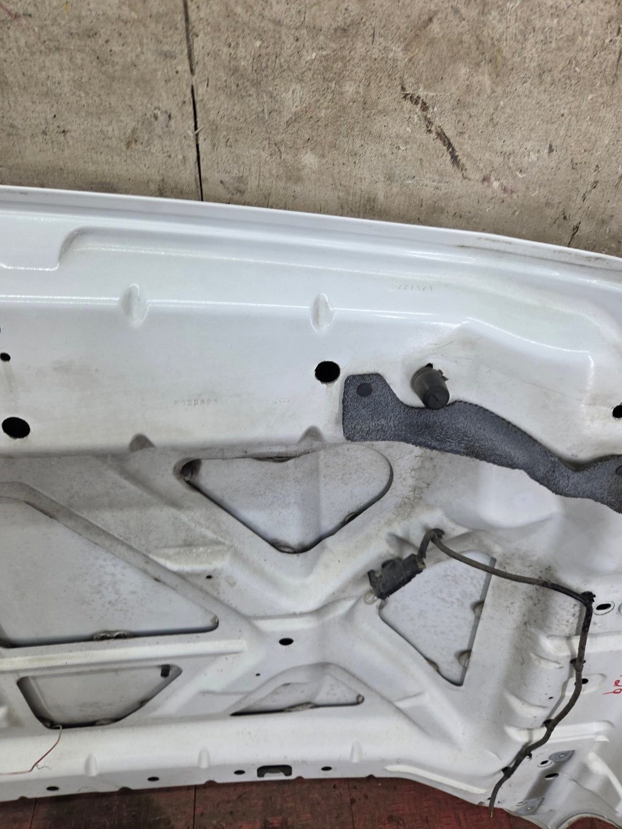 2011-2016 Ford Super Duty Hood F250 F350 F450 F550 - White