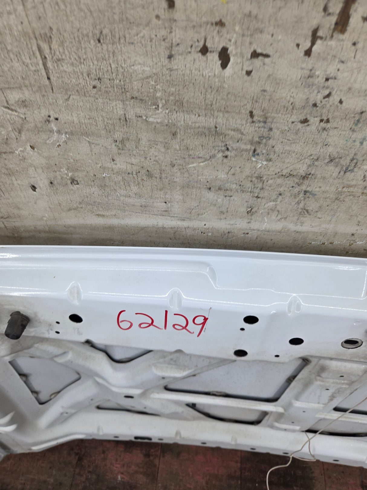 2011-2016 Ford Super Duty Hood F250 F350 F450 F550 - White