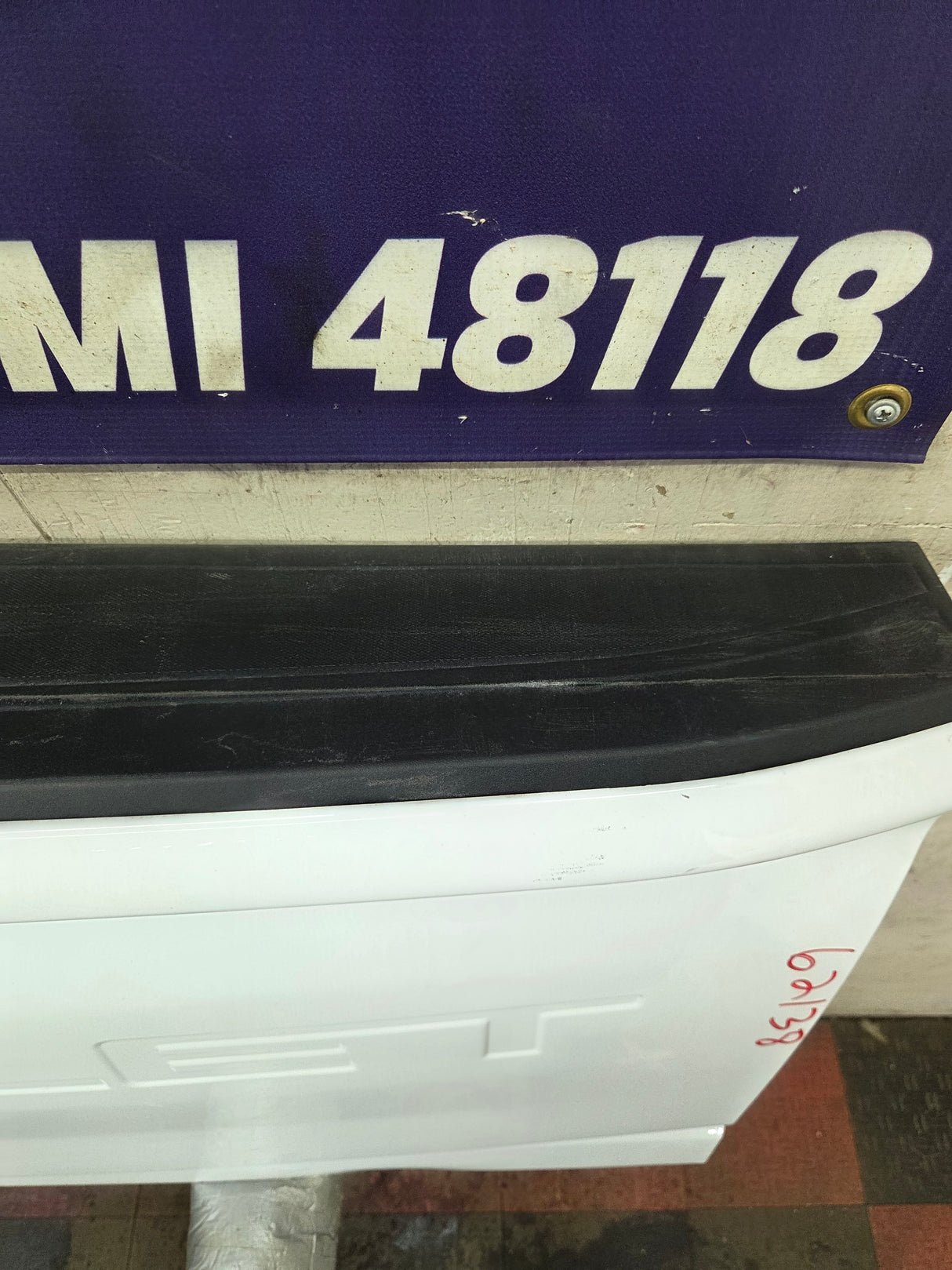 2019-2025 Chevrolet Silverado 2500 3500 Truck Tailgate
