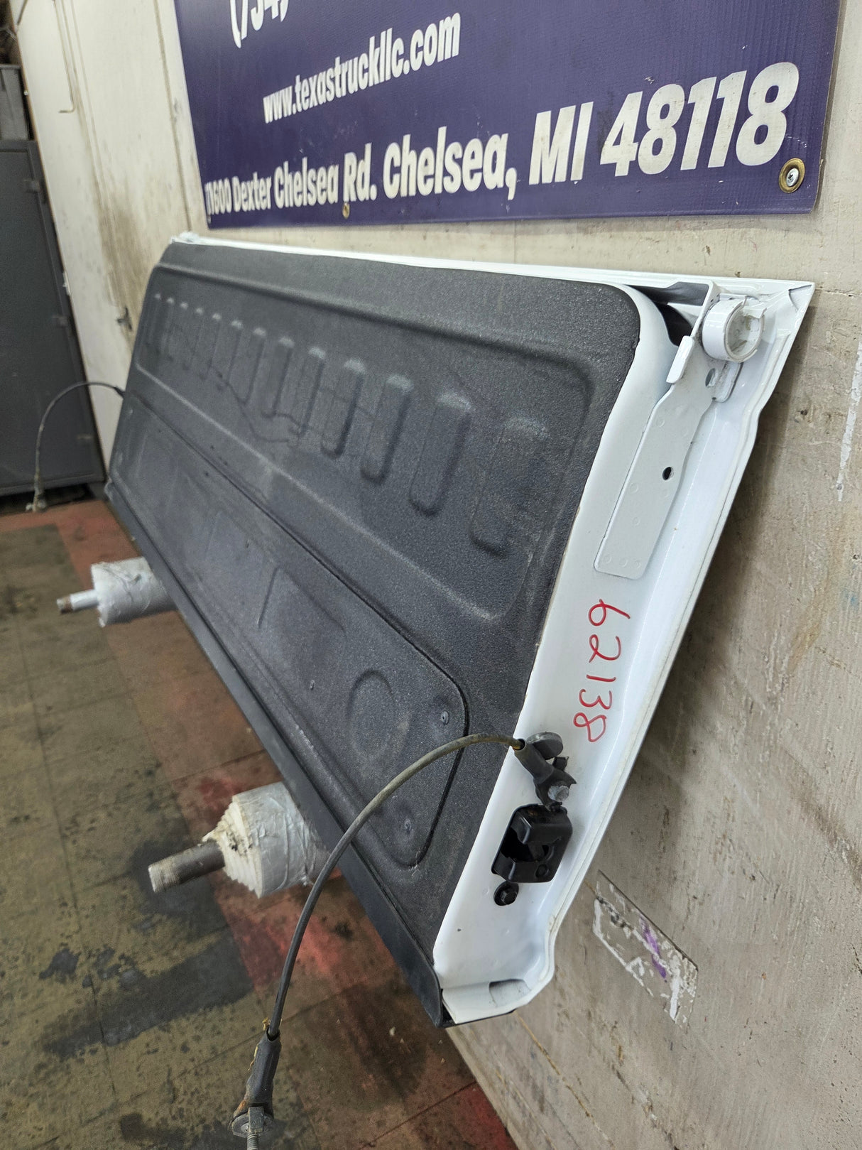2019-2025 Chevrolet Silverado 2500 3500 Truck Tailgate