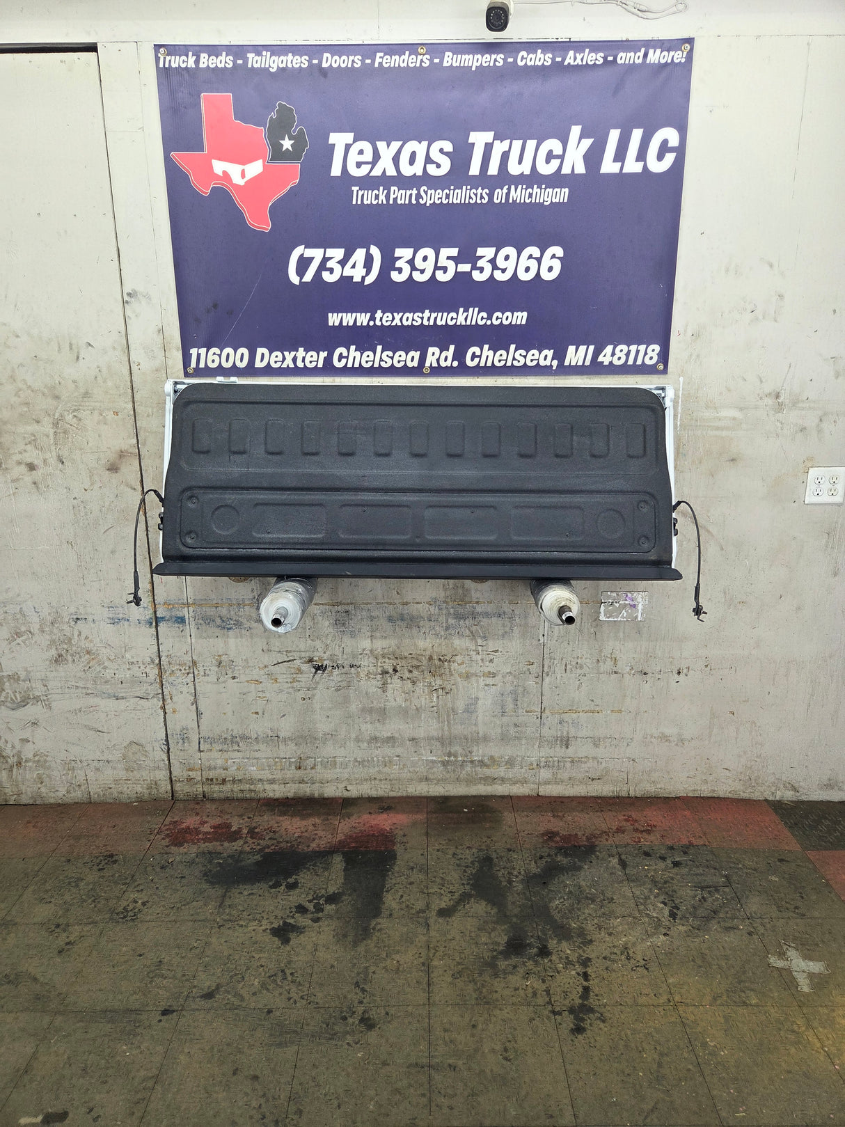 2019-2025 Chevrolet Silverado 2500 3500 Truck Tailgate