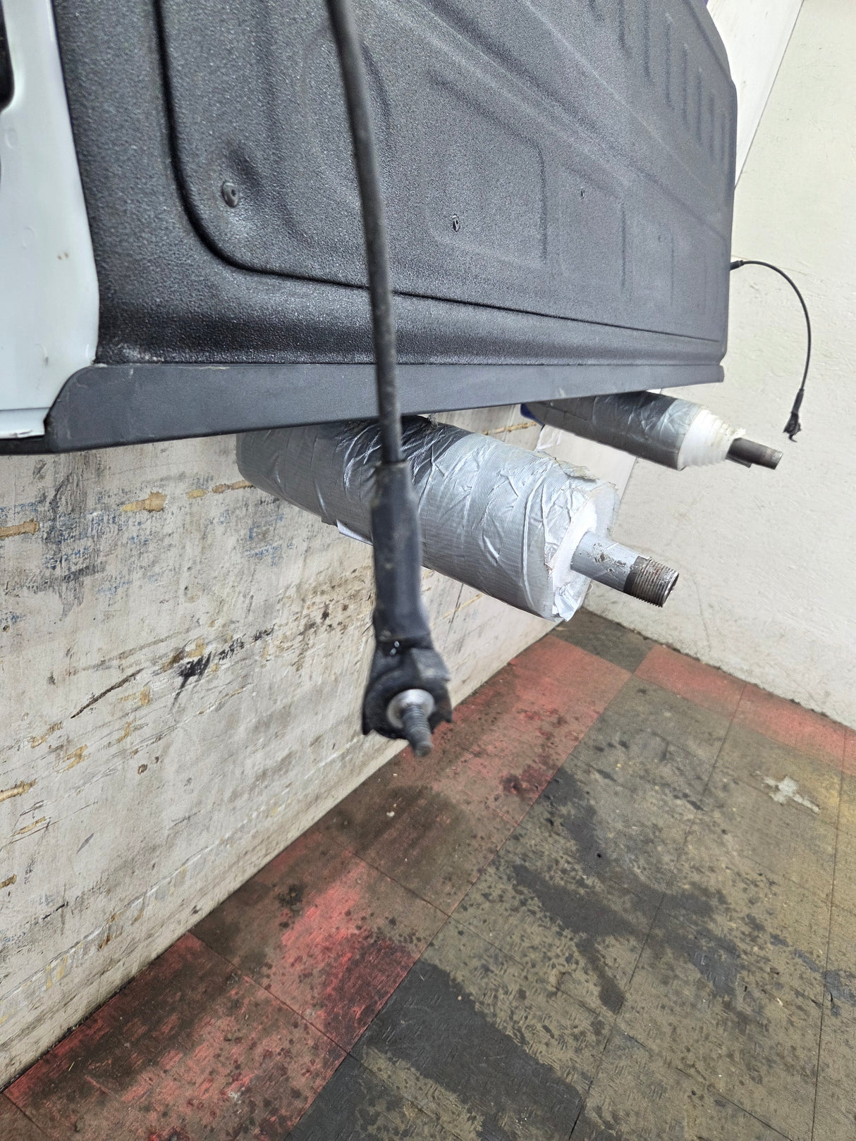 2019-2025 Chevrolet Silverado 2500 3500 Truck Tailgate