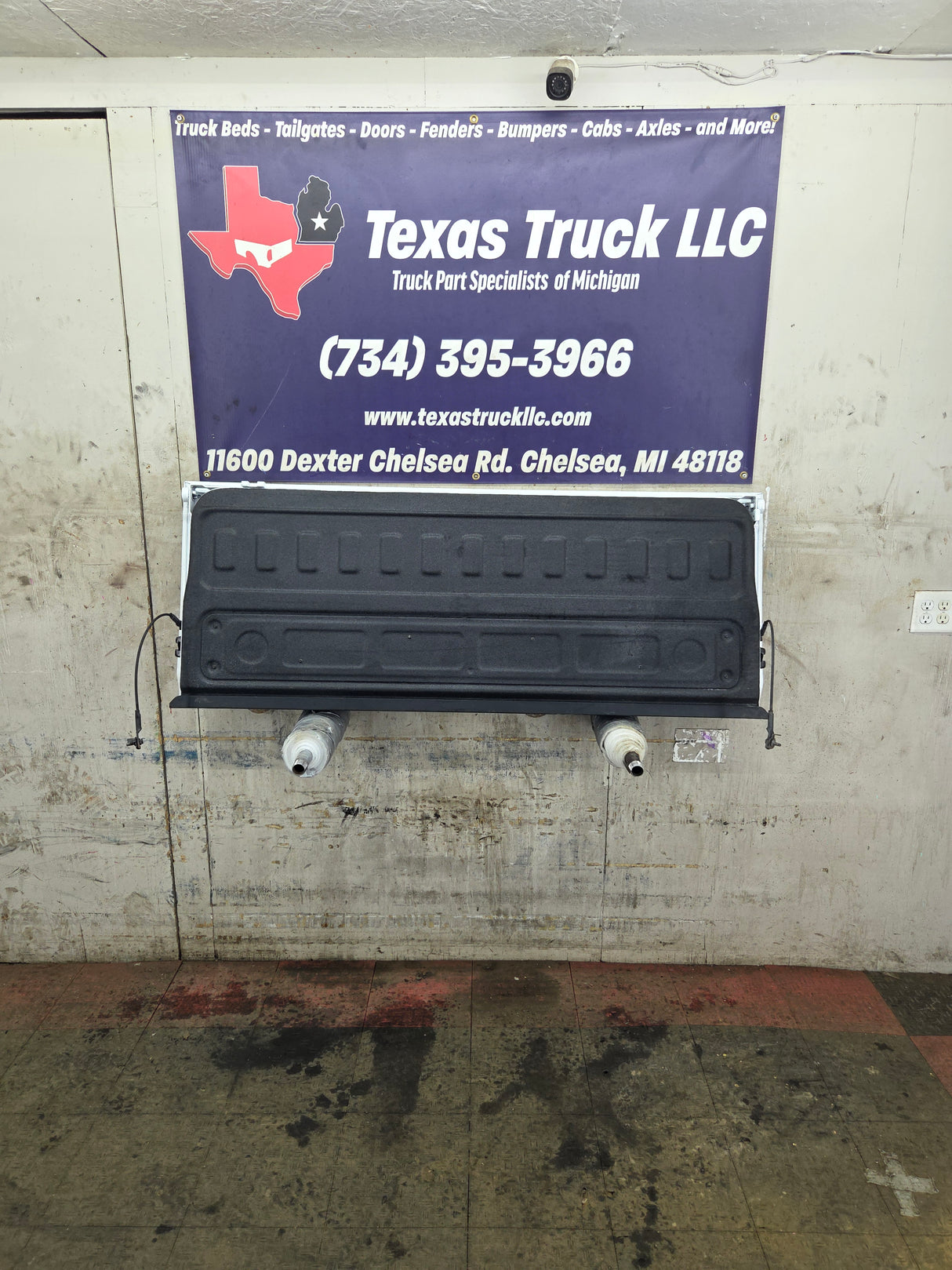 2019-2026 Chevrolet Silverado 2500 HD 3500HD Truck Tailgate