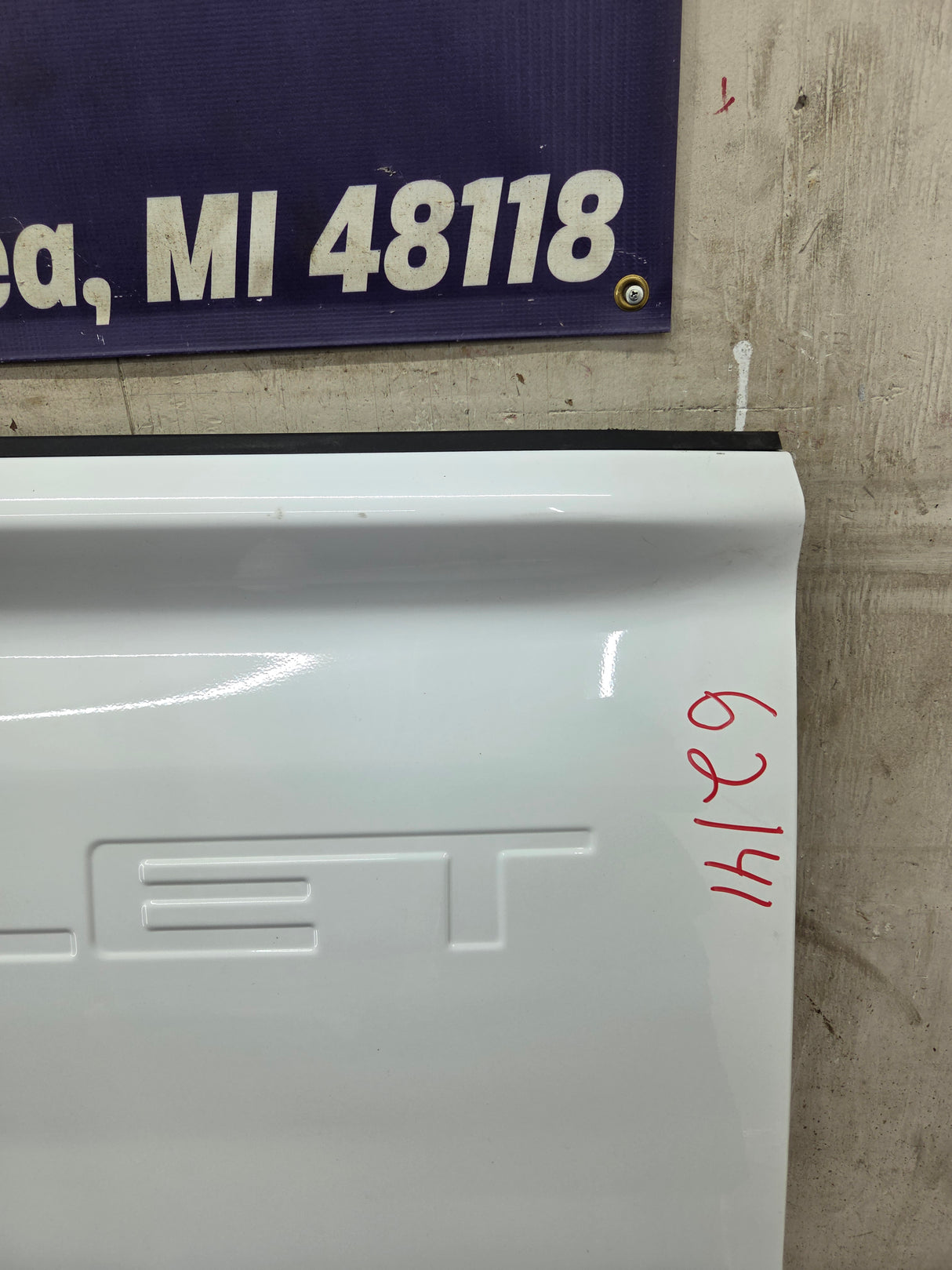 2019-2026 Chevrolet Silverado 2500 HD 3500HD Truck Tailgate