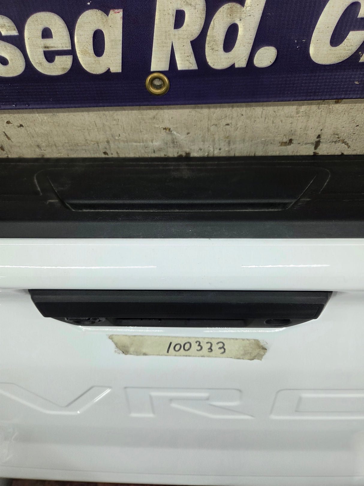 2019-2026 Chevrolet Silverado 2500 HD 3500HD Truck Tailgate