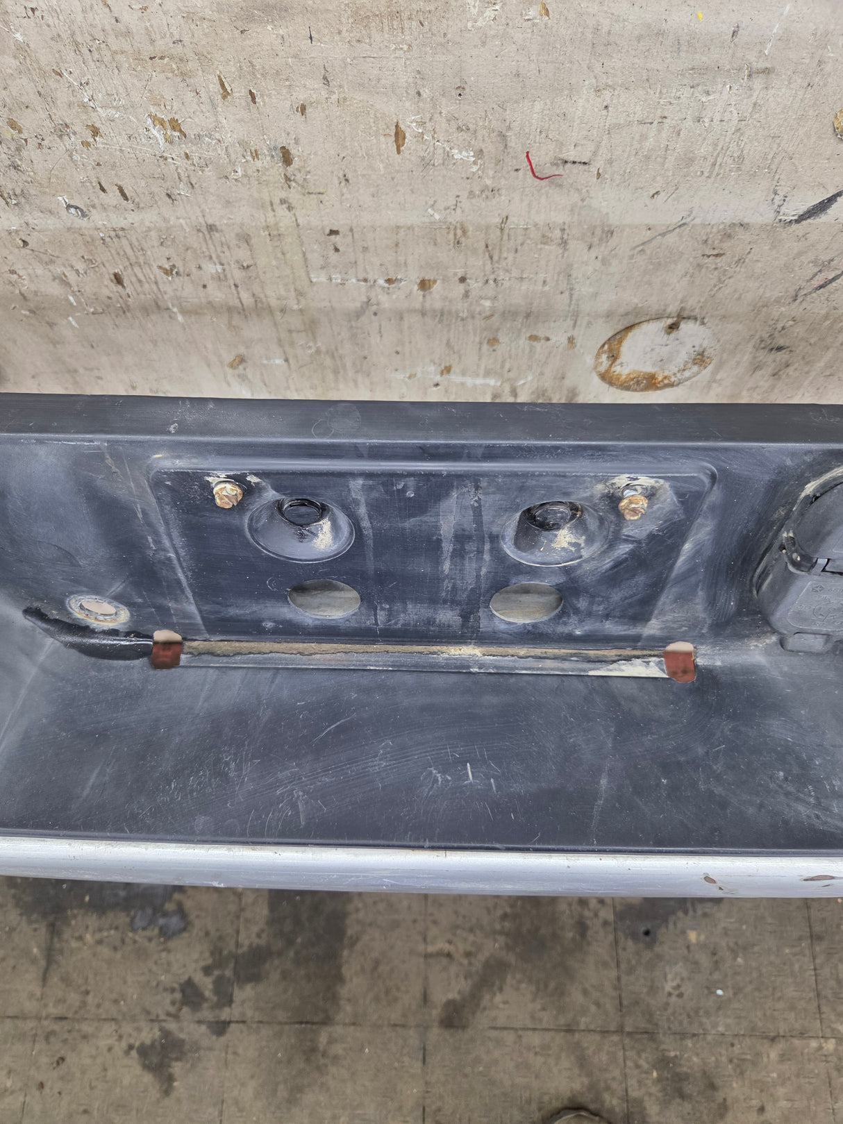 2009-2018 Dodge Ram 1500 2500 3500 4th Gen Rear Bumper