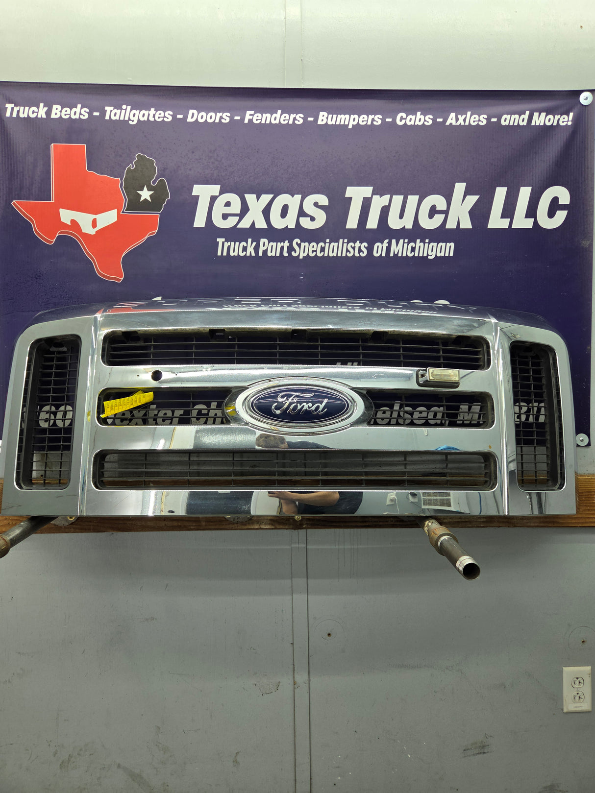 2008-2010 Ford Super Duty F250 F350 F450 F550 Chrome Grill Surround